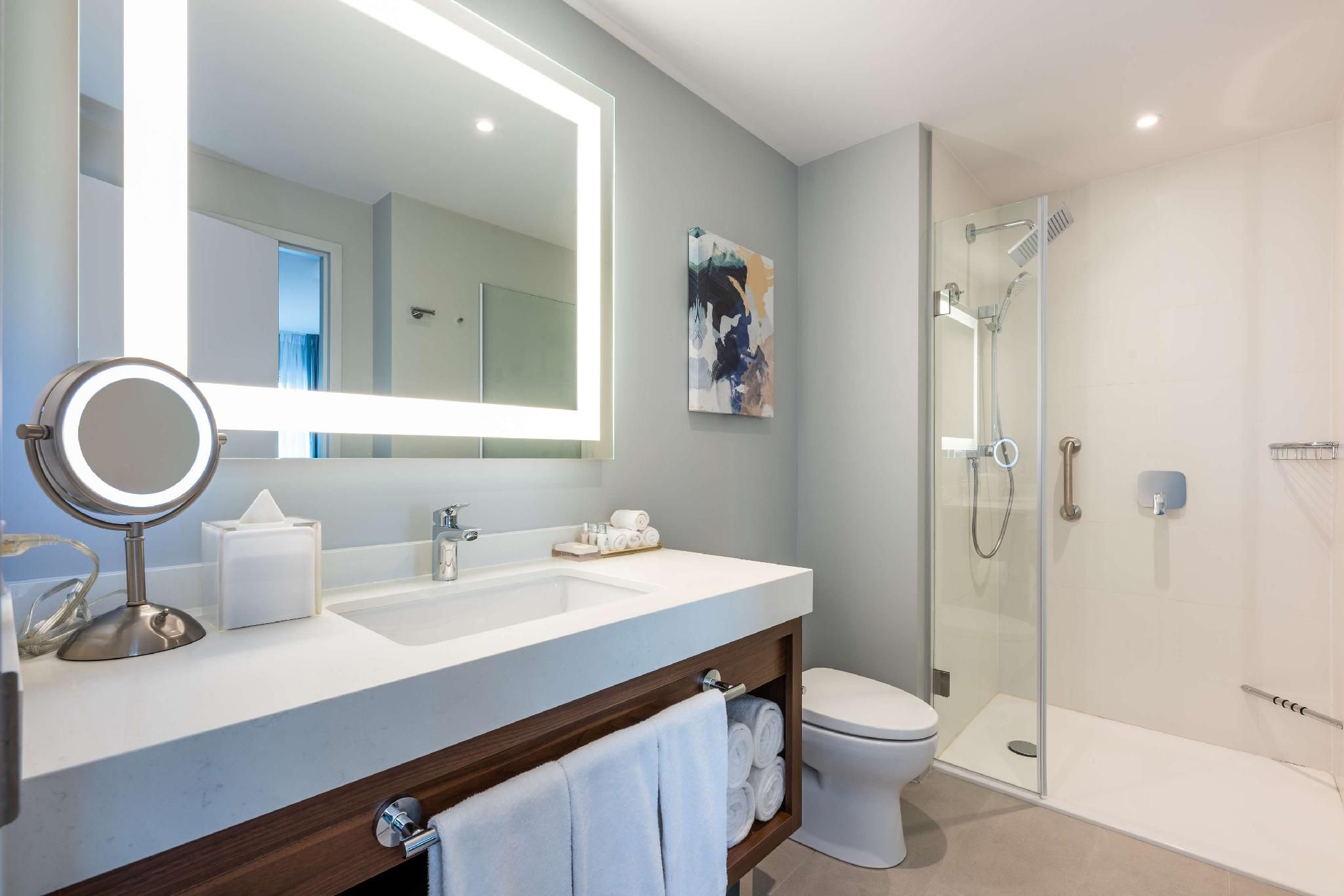 Embassy Suites by Hilton Aruba Resort Pool and Patio 2 Queen Beds 1 Bedroom Suite 3