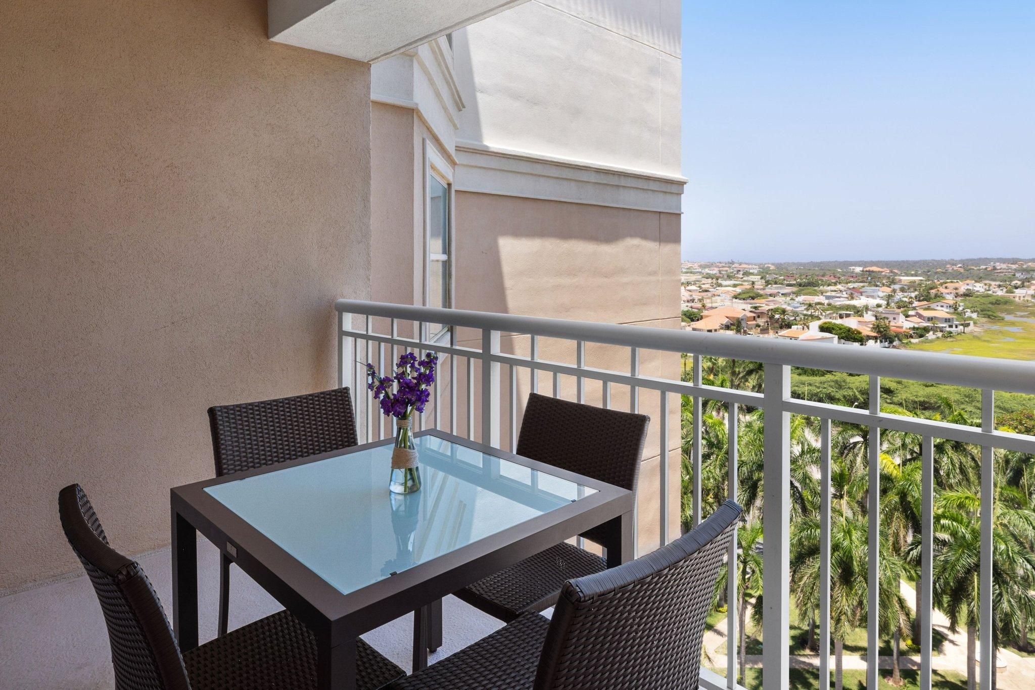3 Bedroom Villa, Bedroom 1: 1 King, Bedroom 2: 2 Double, Bedroom 3: 1 King, Sofa Beds: 2