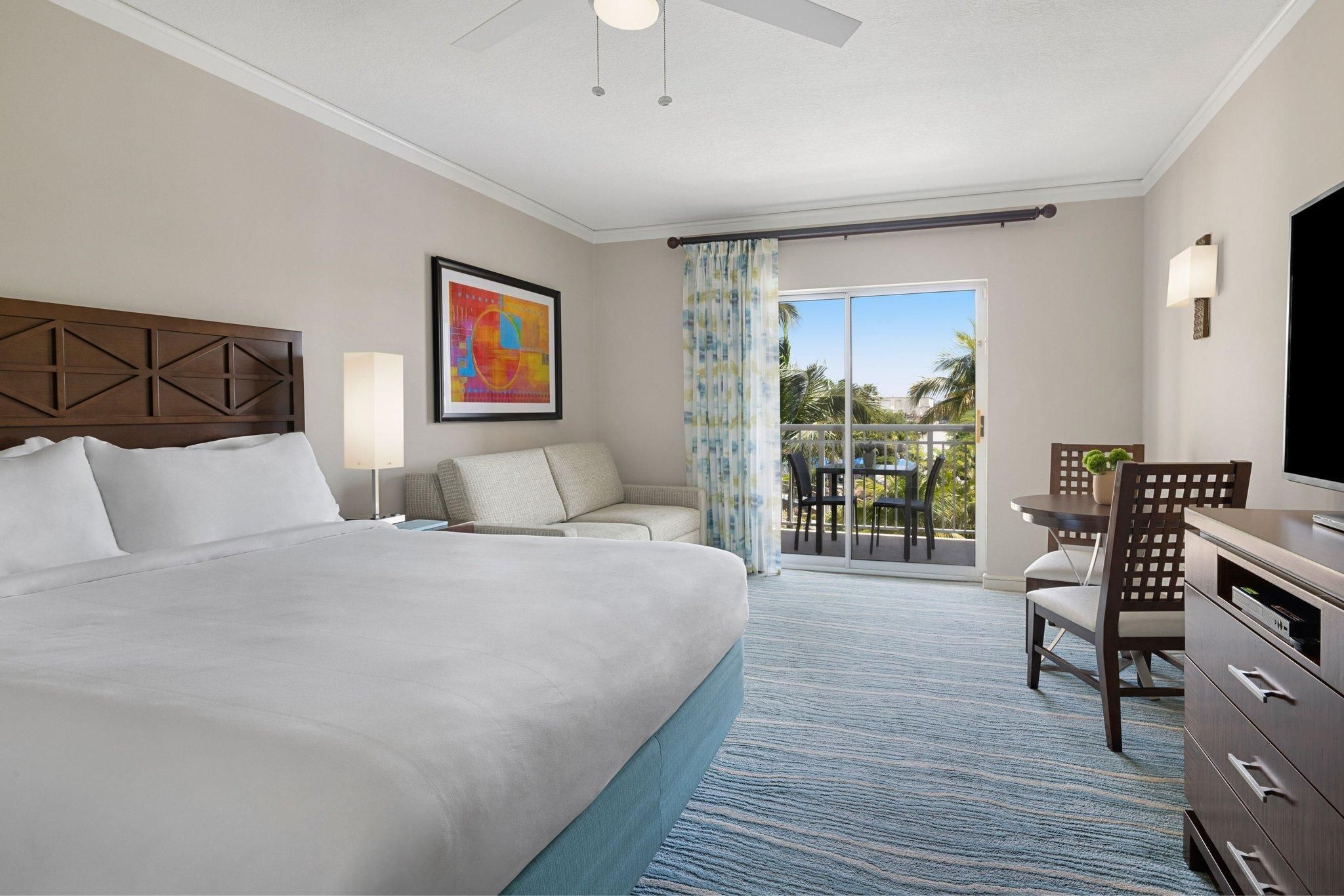 Guest room, Queen, Sofa bed, Garden view, Balcony