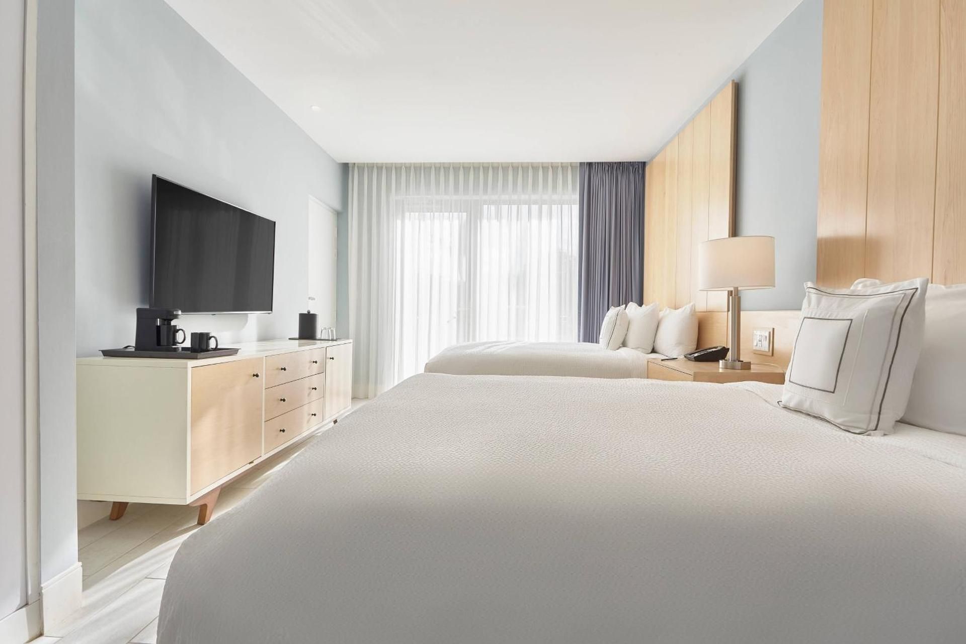 Queen Room with Two Queen Beds and Garden View