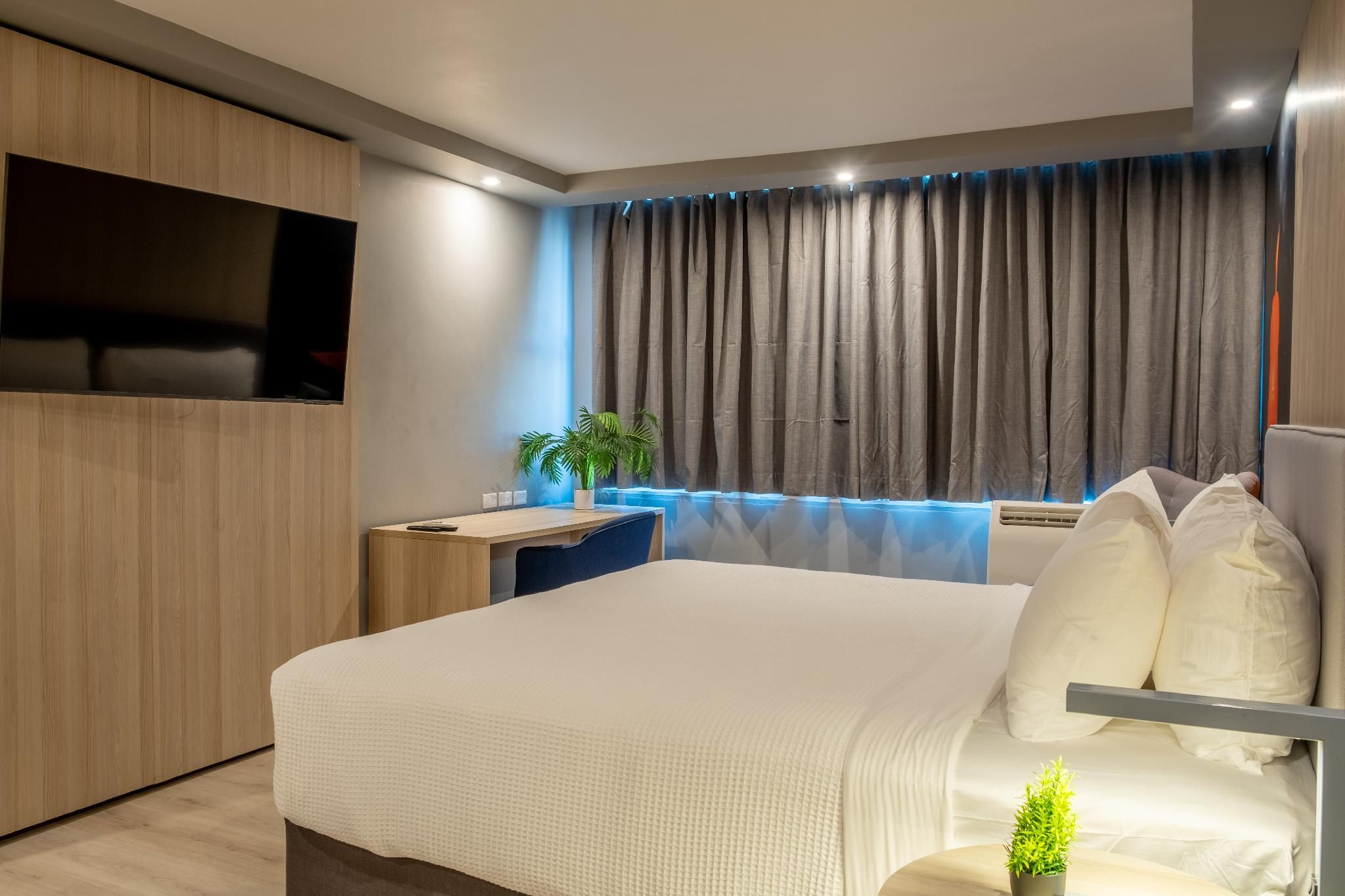 TRYP by Wyndham Aruba 1 King Bed, Fitness Room