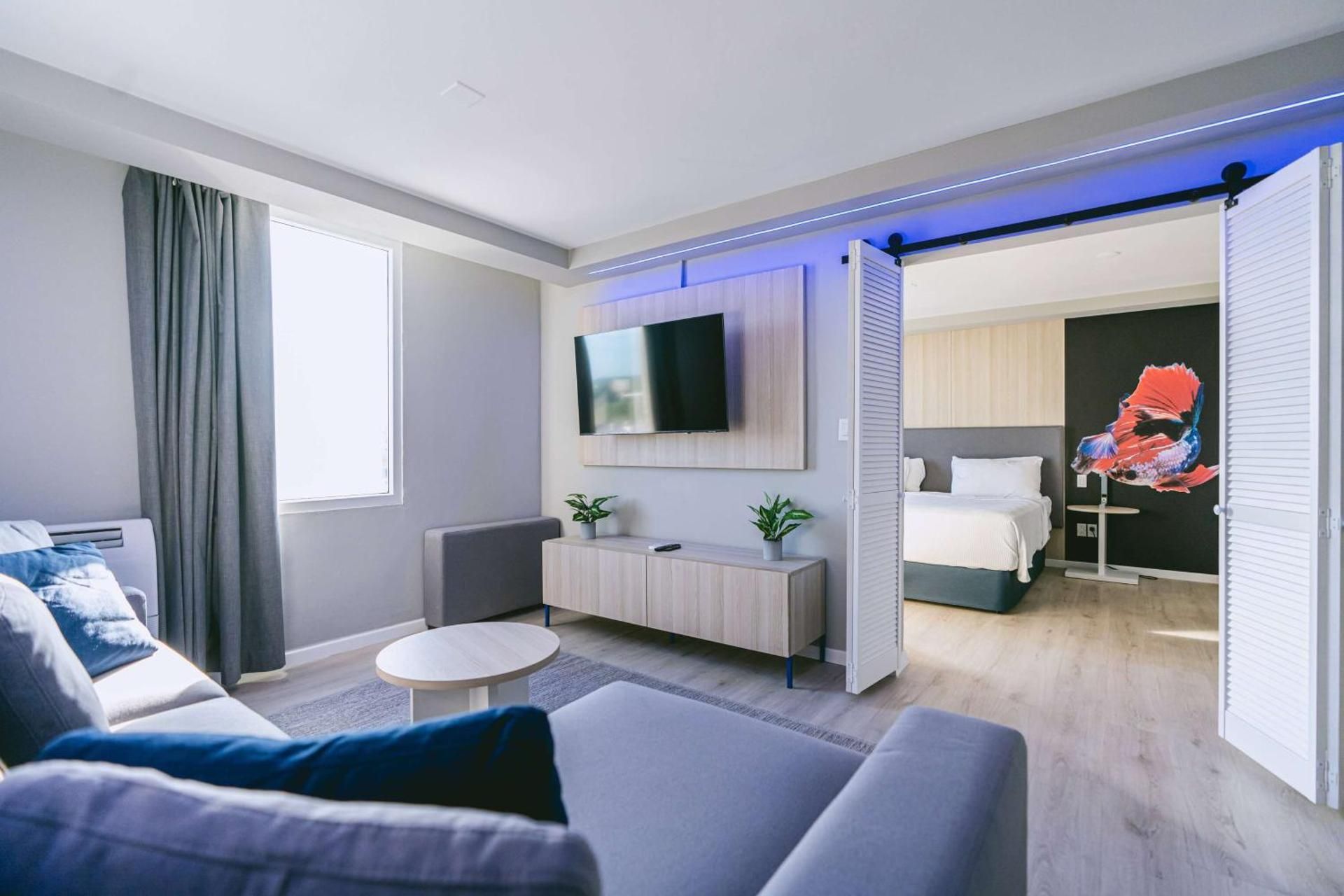 TRYP by Wyndham Aruba Premier King Suite 3