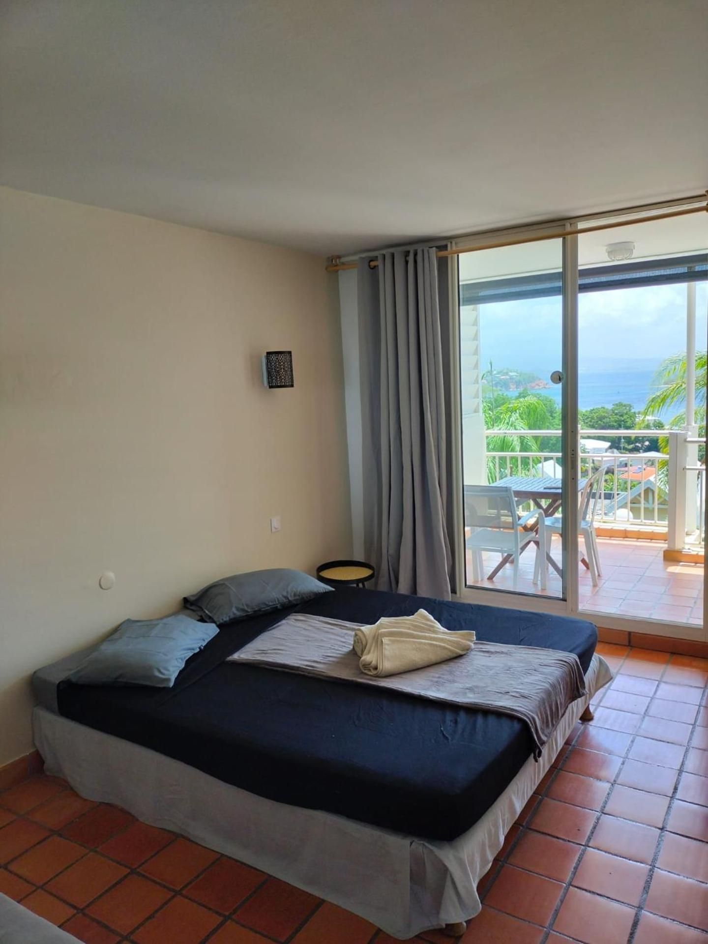 Studio Apartment with Sea View