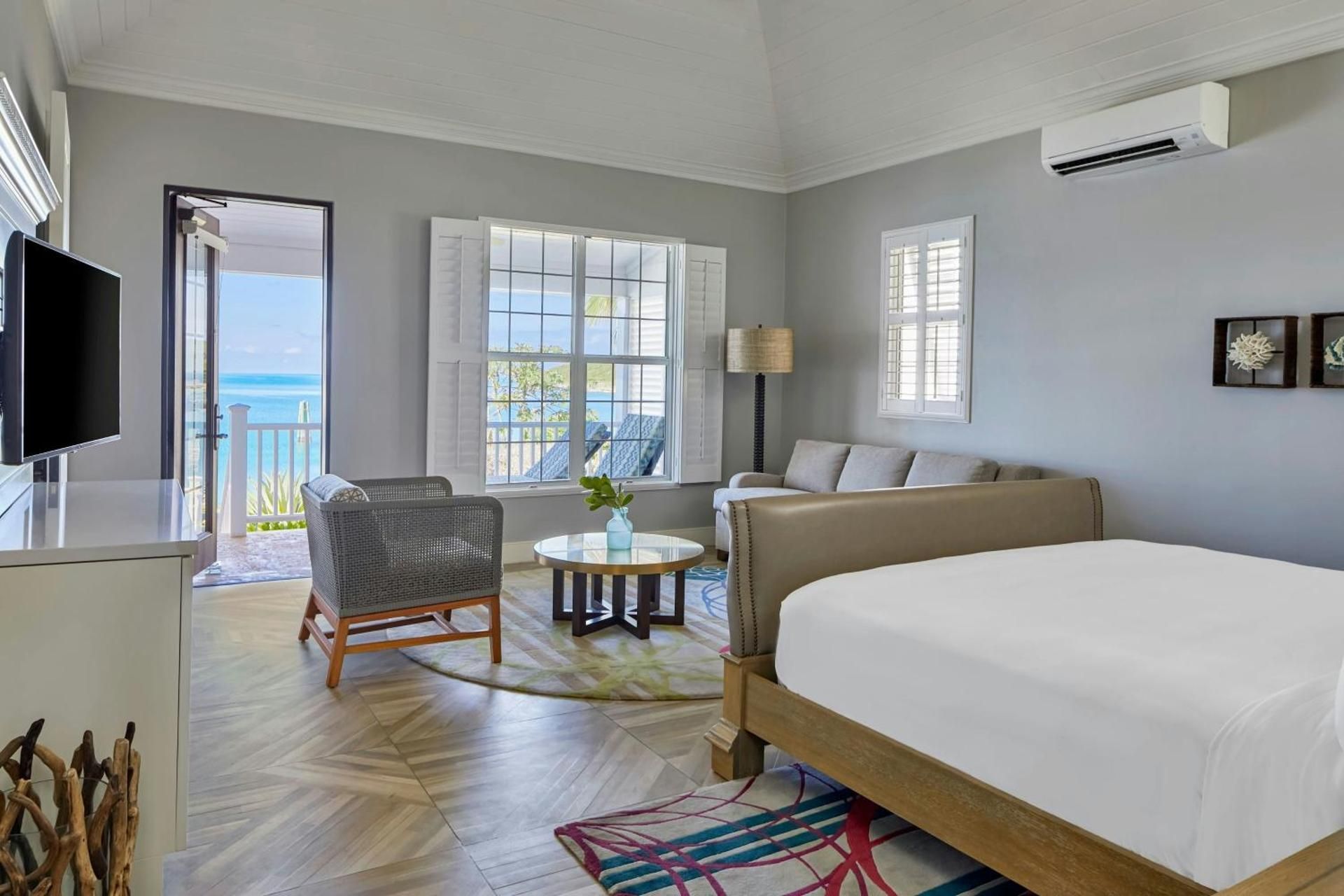 Royal Island House, 4 Bedroom Residence, Oceanfront