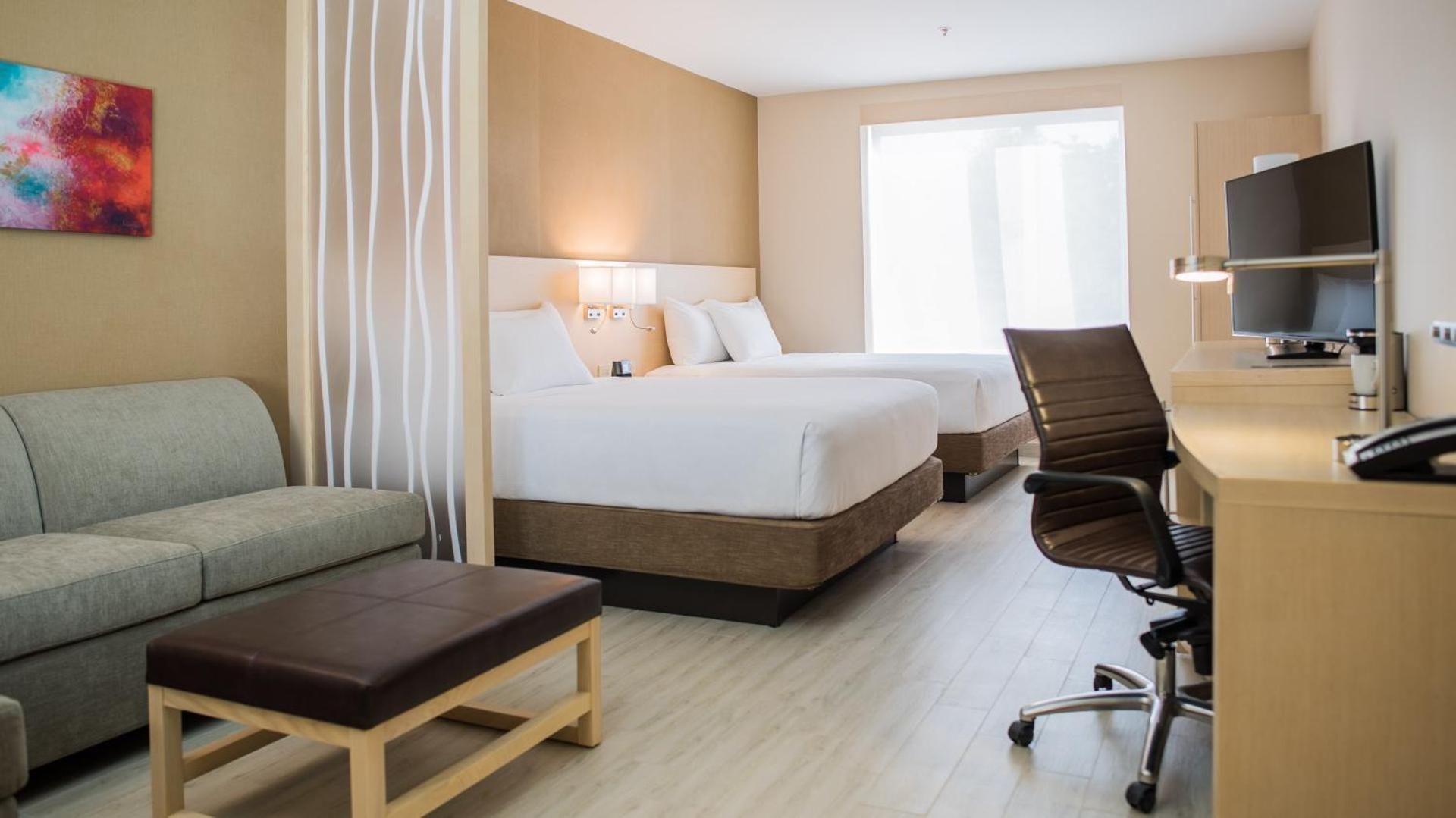 Hyatt Place Two Queens Managua Lake View