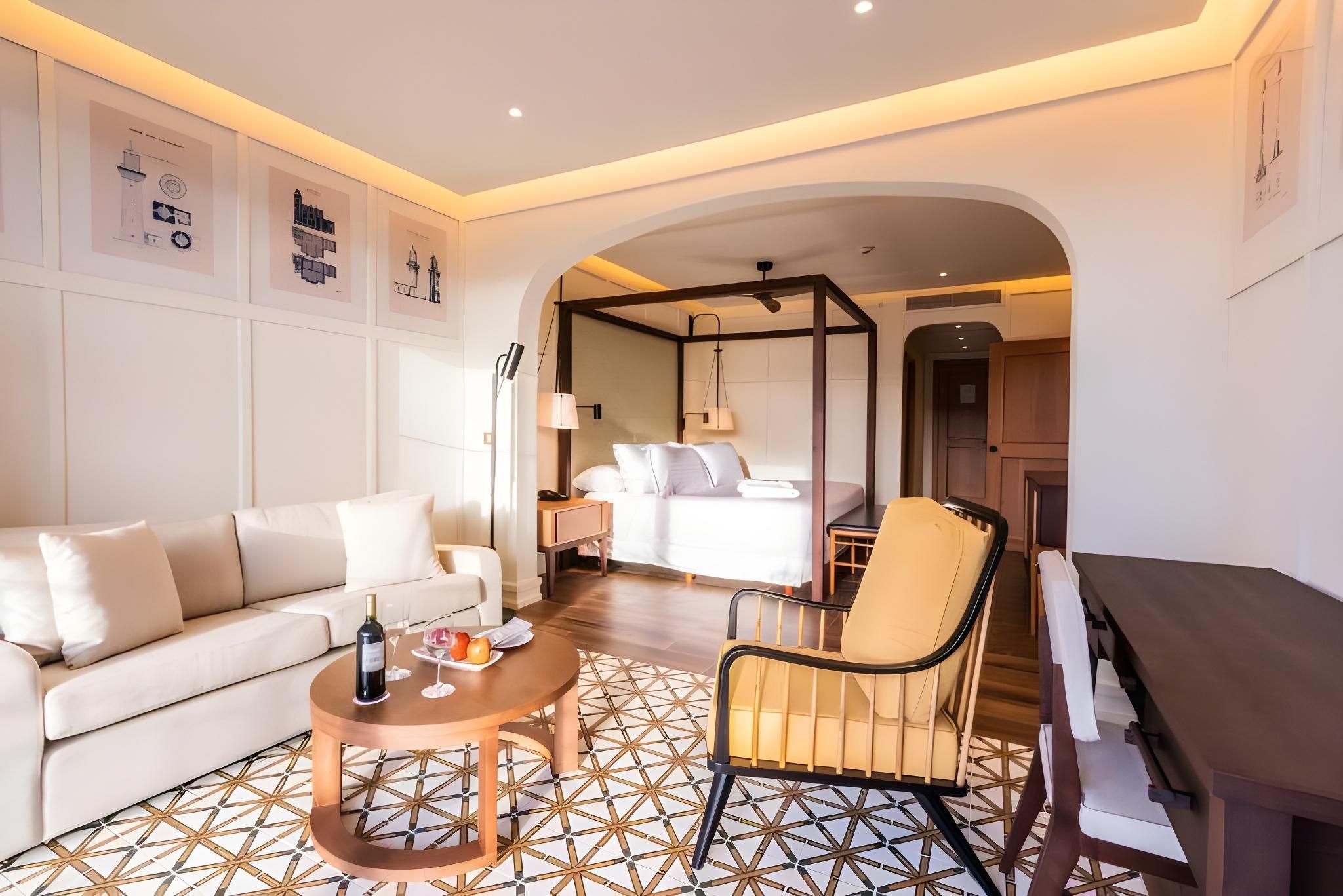 Junior Suite Swim Up