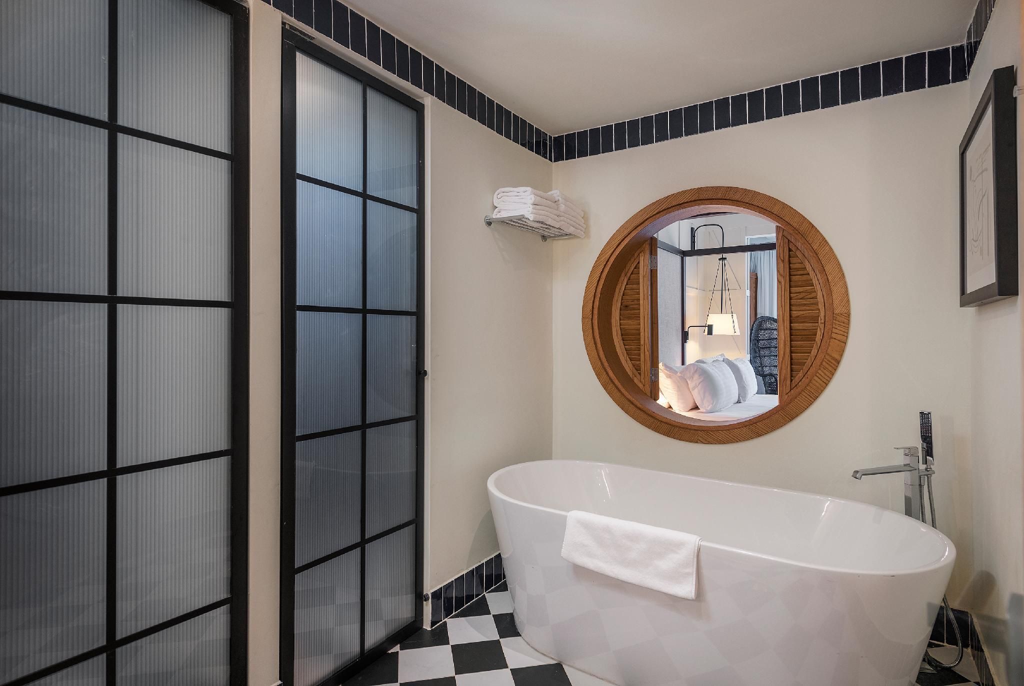 Royal Master Suite Ocean View