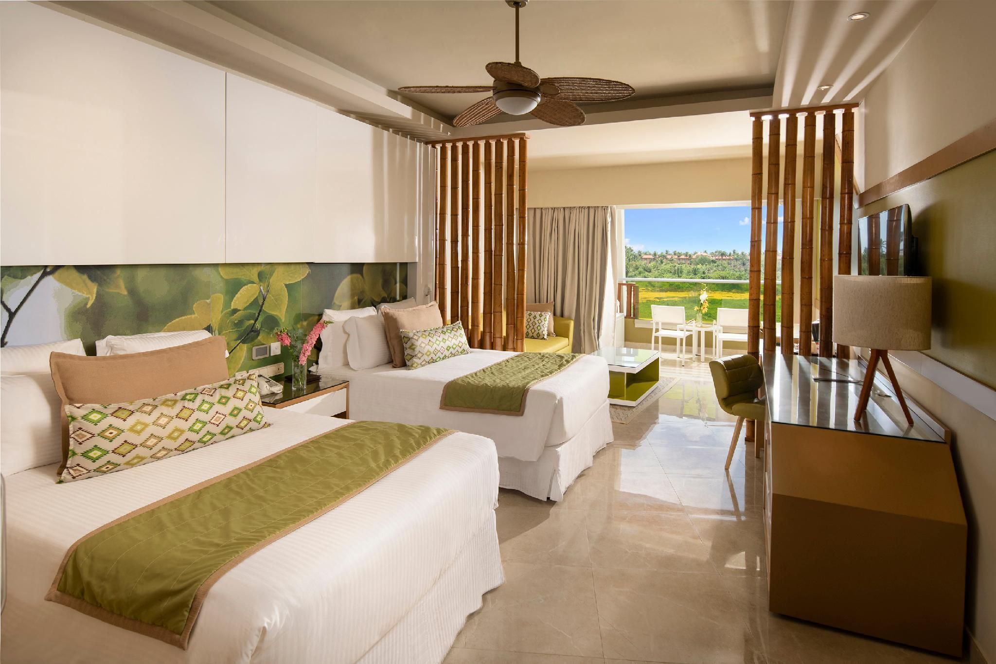 Preferred Club Junior Suite Partial Ocean View Double Beds