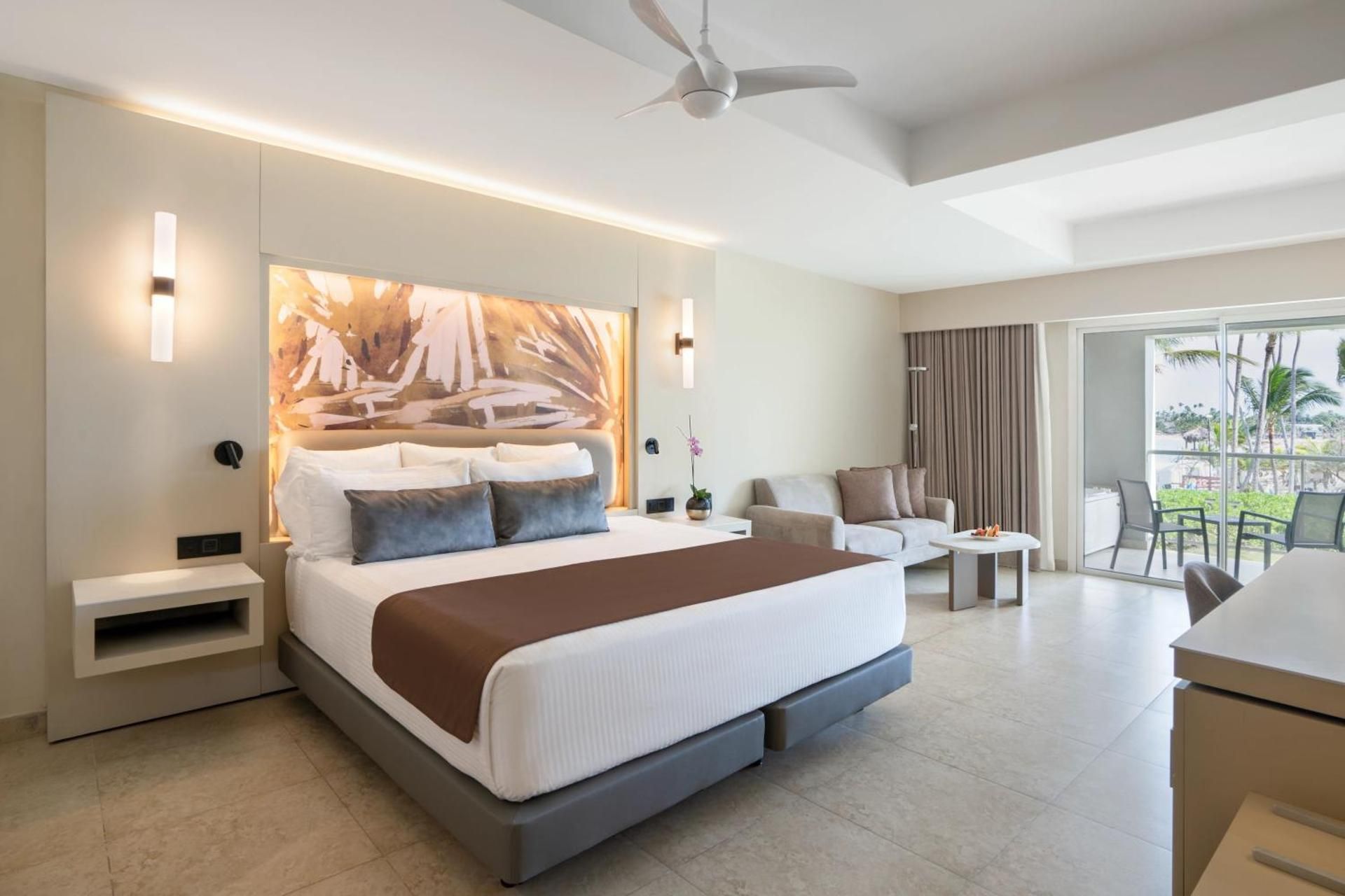 Xhale Club Junior Suite Partial Ocean View Double - All Inclusive