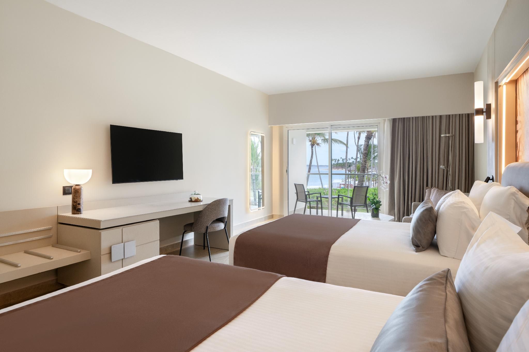 Xhale Club Junior Suite Partial Ocean View Double - All Inclusive