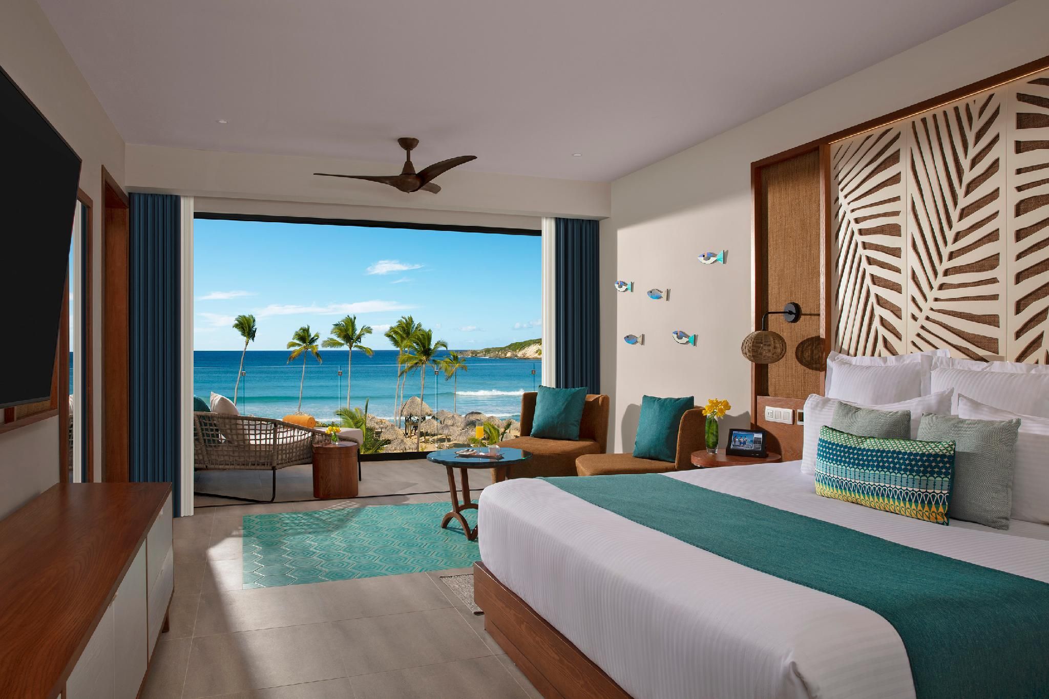 Preferred Club Master Suite Ocean Front