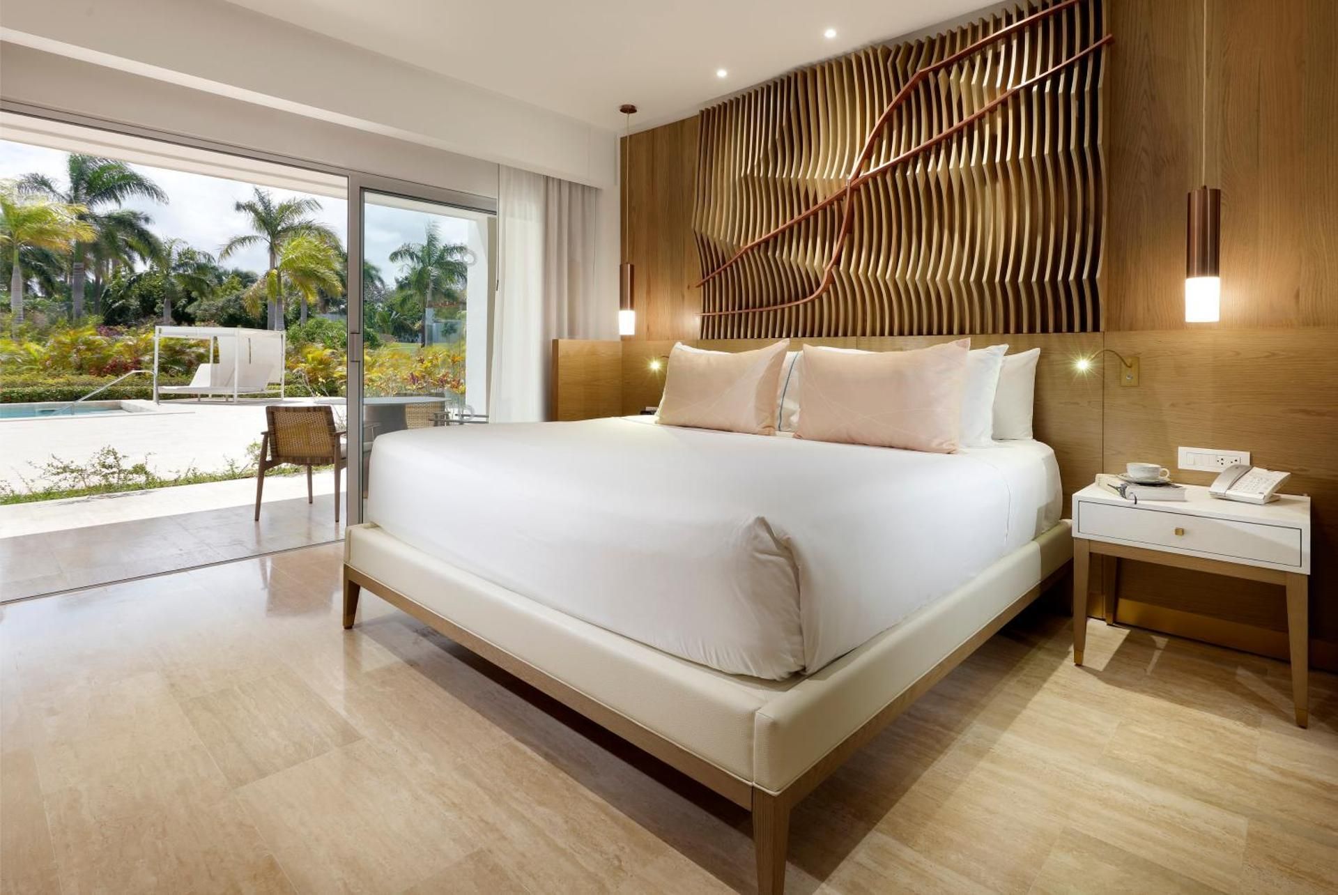 Two Bedroom Master Suite Swim Up