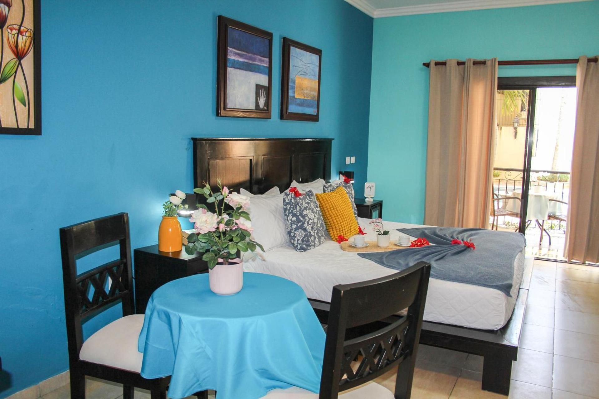 Deluxe Suite