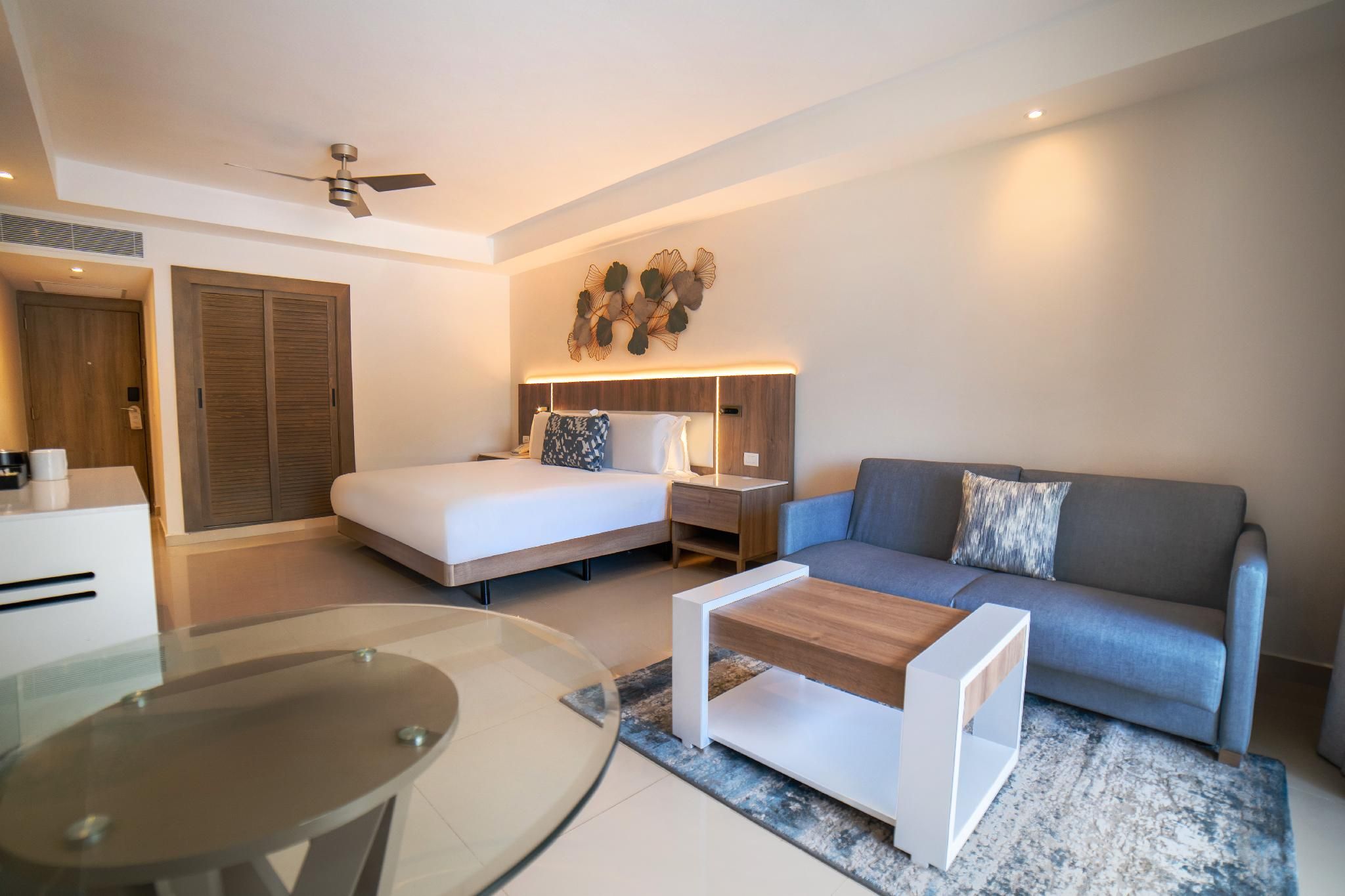 Luxury Swim out Room Diamond Club