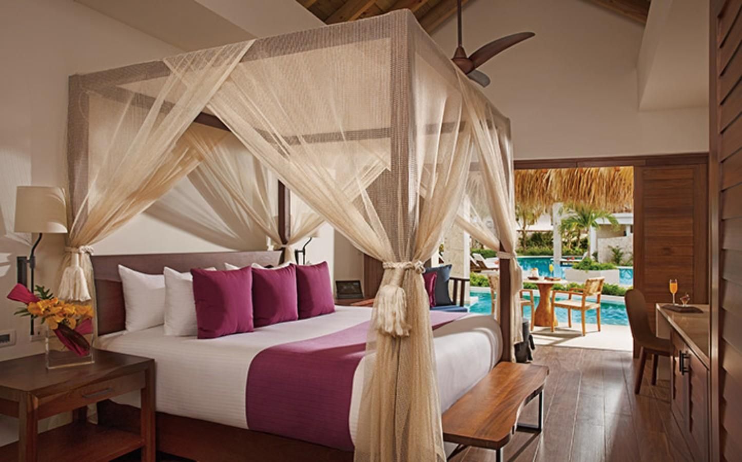 Preferred Club Bungalow Suite Swim Out Ocean Front - All Inclusive