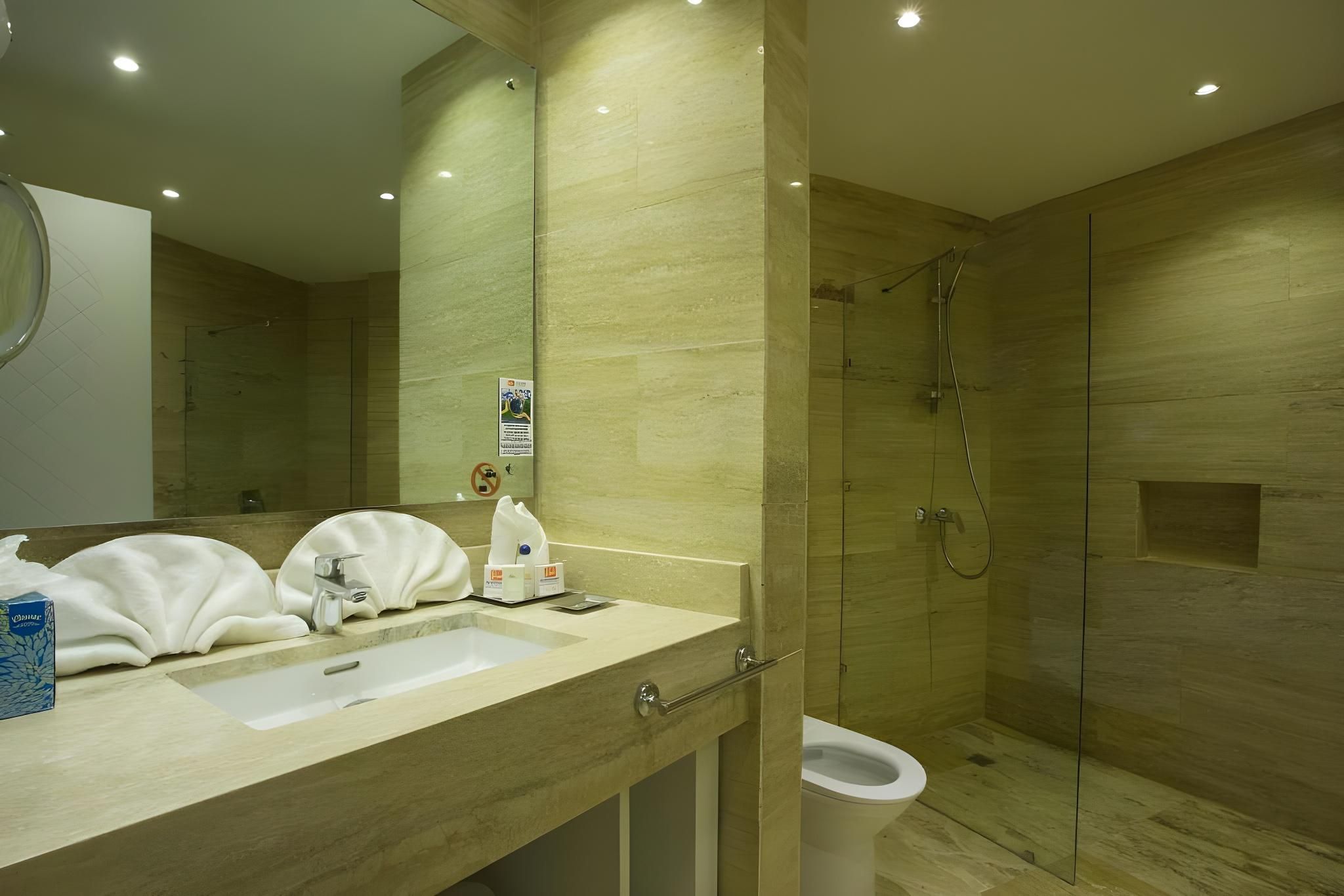 Viva Tangerine by Wyndham, A Trademark All Inclusive Superior Garden, 2 Queen Beds, Non-Smoking 3