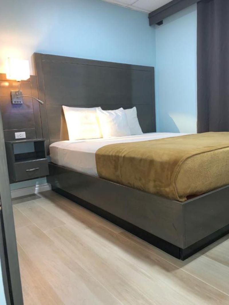 Deluxe Single Room