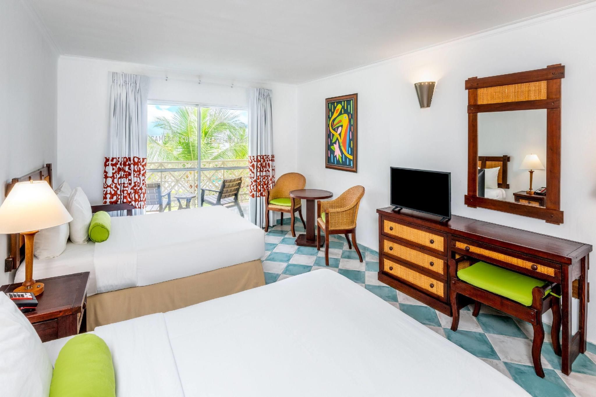 Ocean View, 2 Double Beds