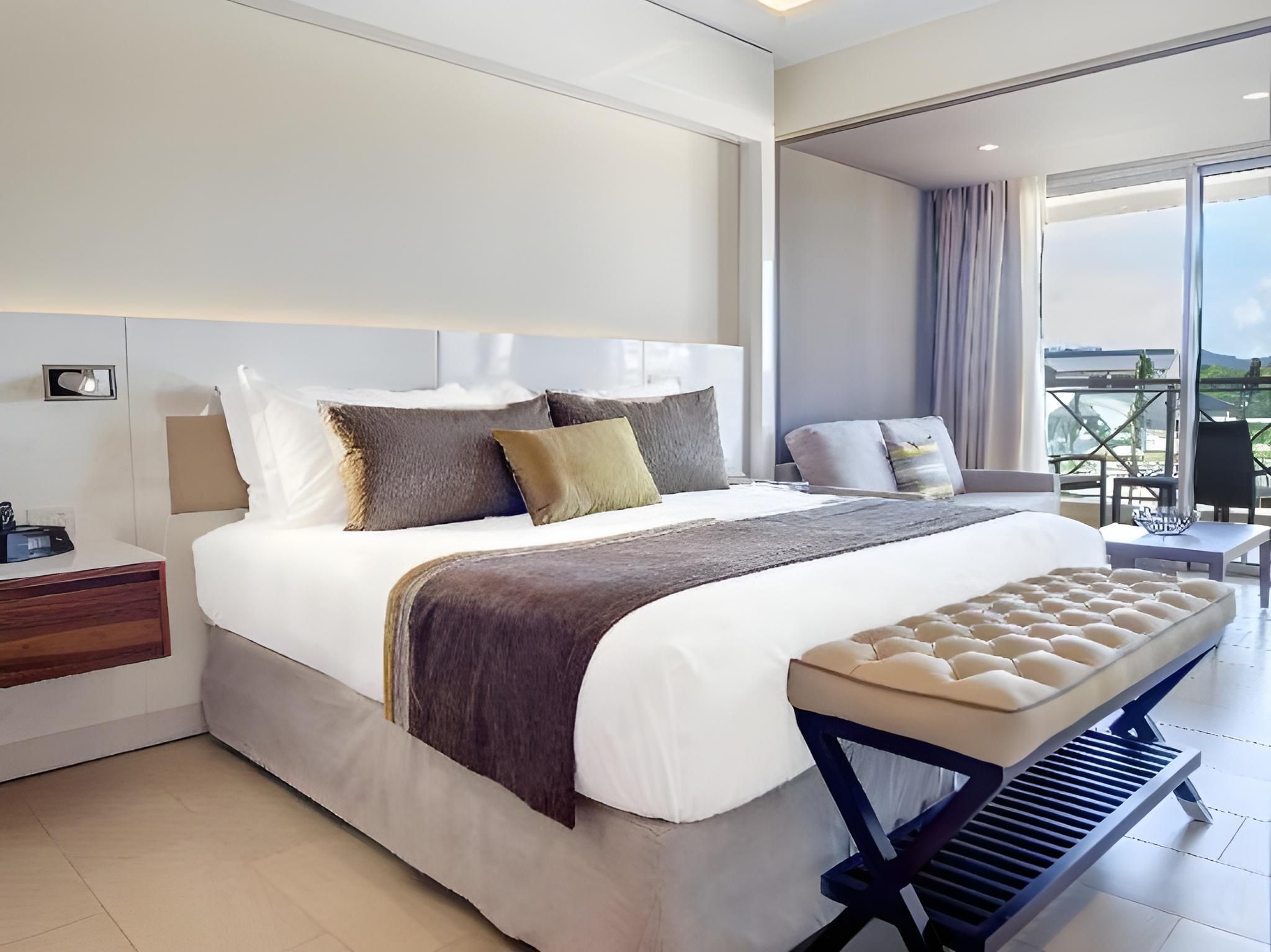 Luxury Presidential one Bedroom ocean view