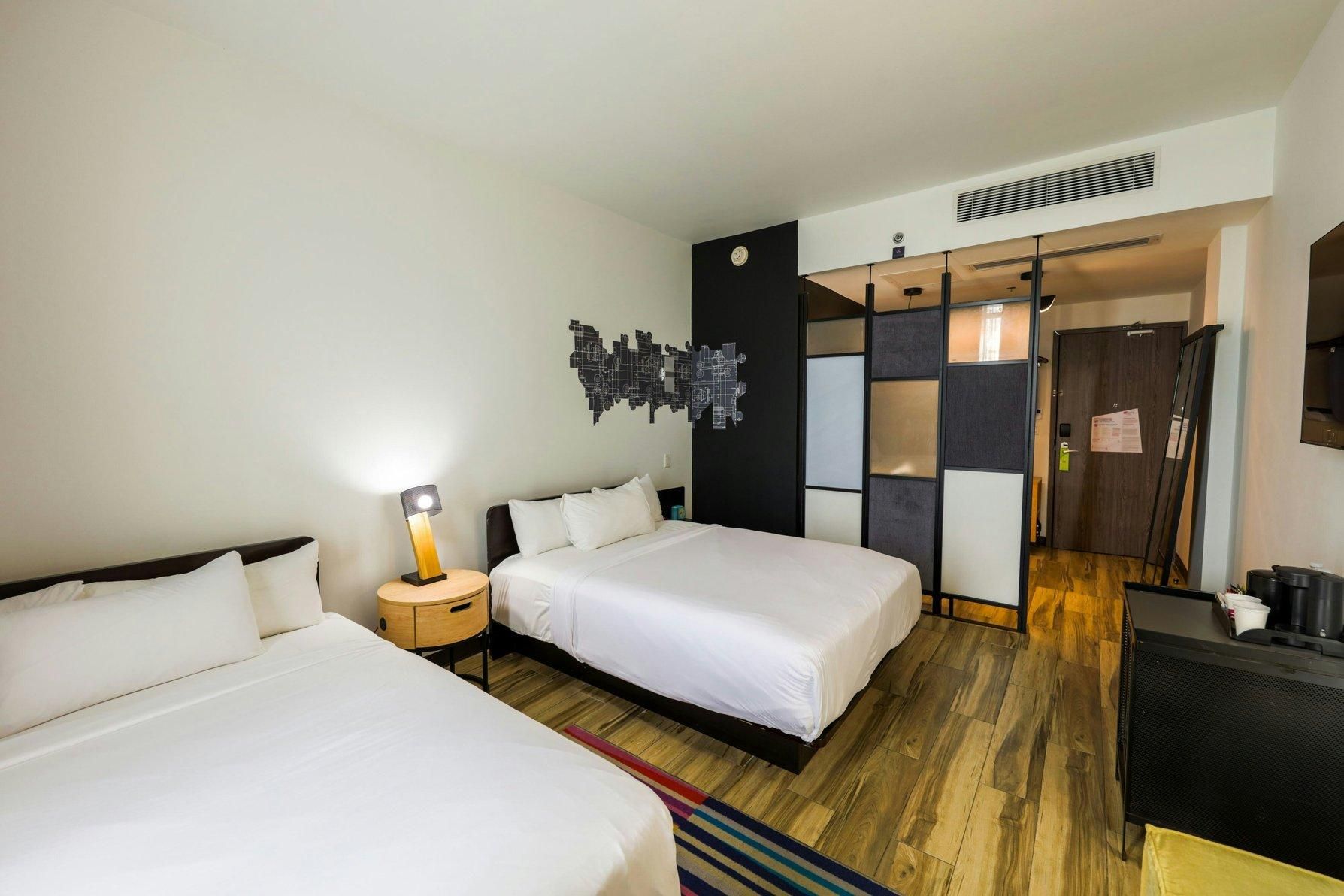 Aloft Ponce Hotel & Casino Breezy, Guest Room, 2 Queen, Balcony