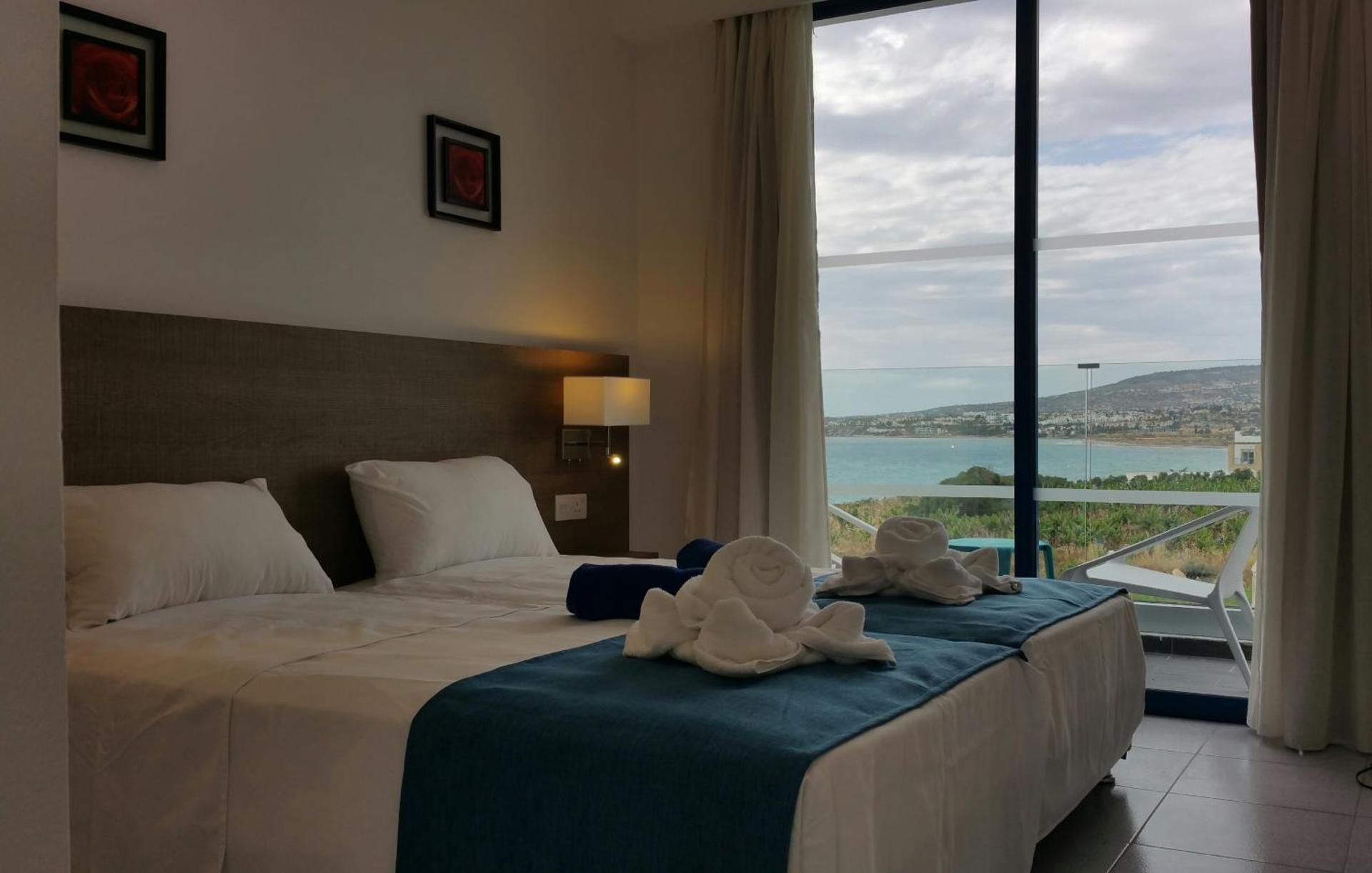 1-Bedroom Sea View Suite