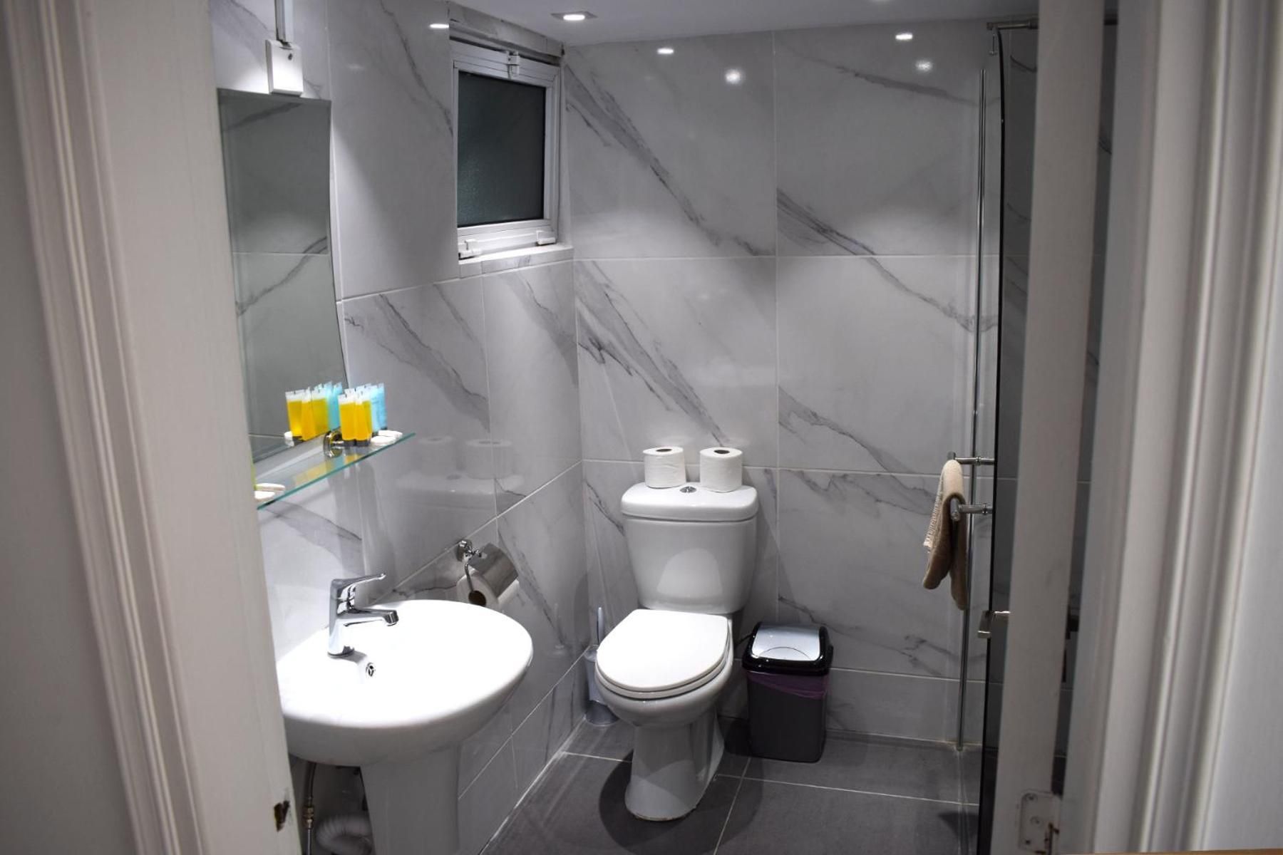 Sun Hall Beach Hotel Apartments Economy Studio (2 Adults) 3