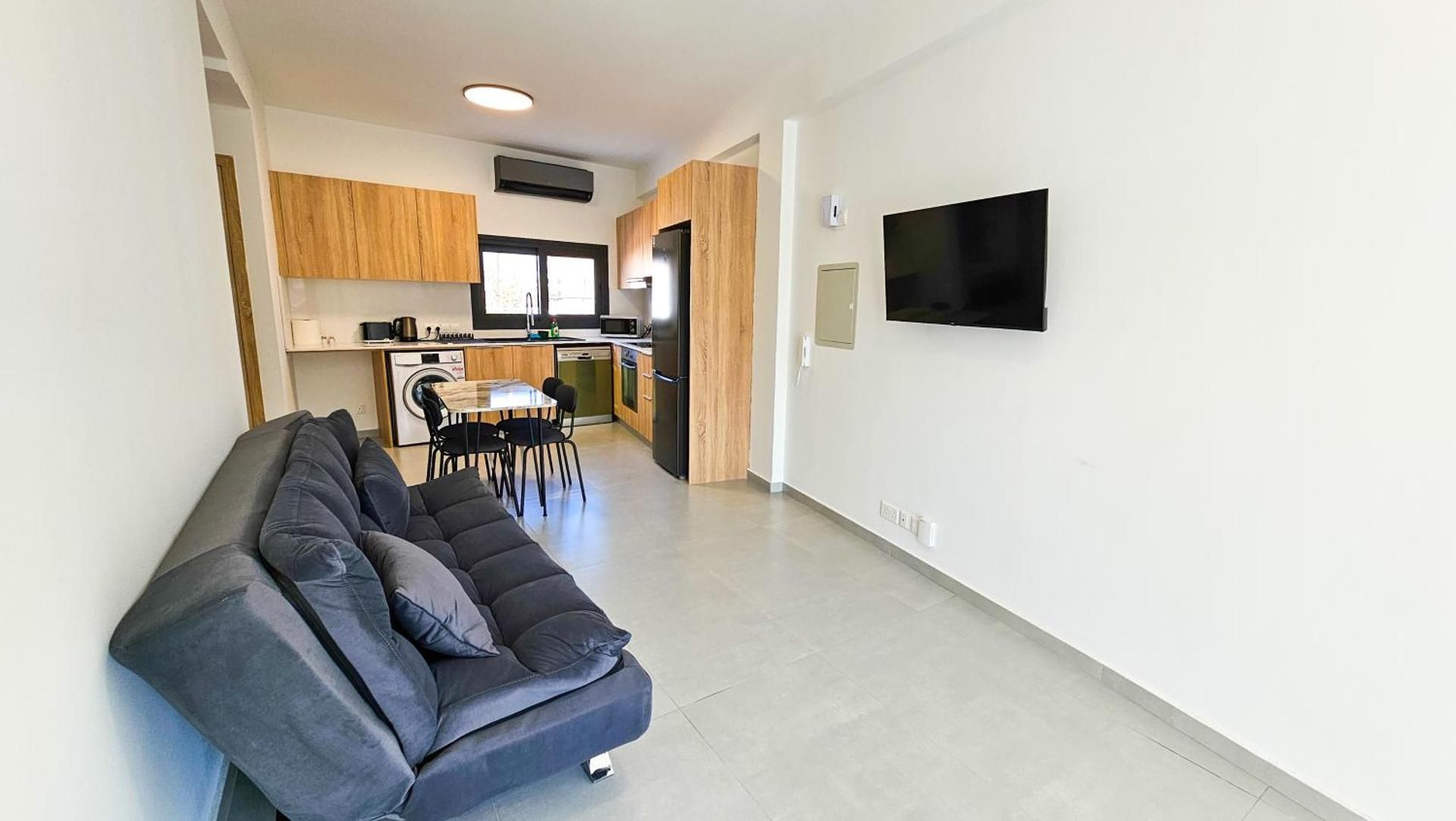 One-Bedroom Apartment with Balcony