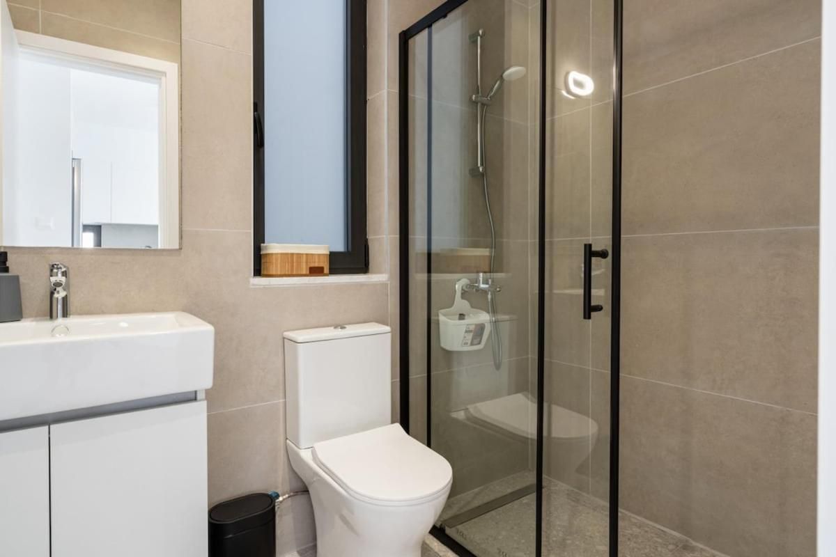 One-Bedroom Apartment with Balcony