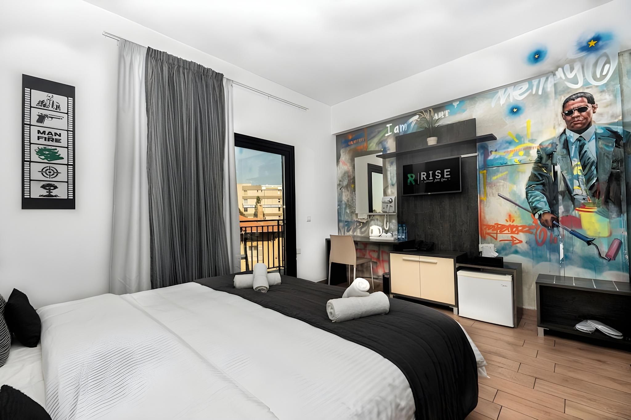 Deluxe Double or Twin Room