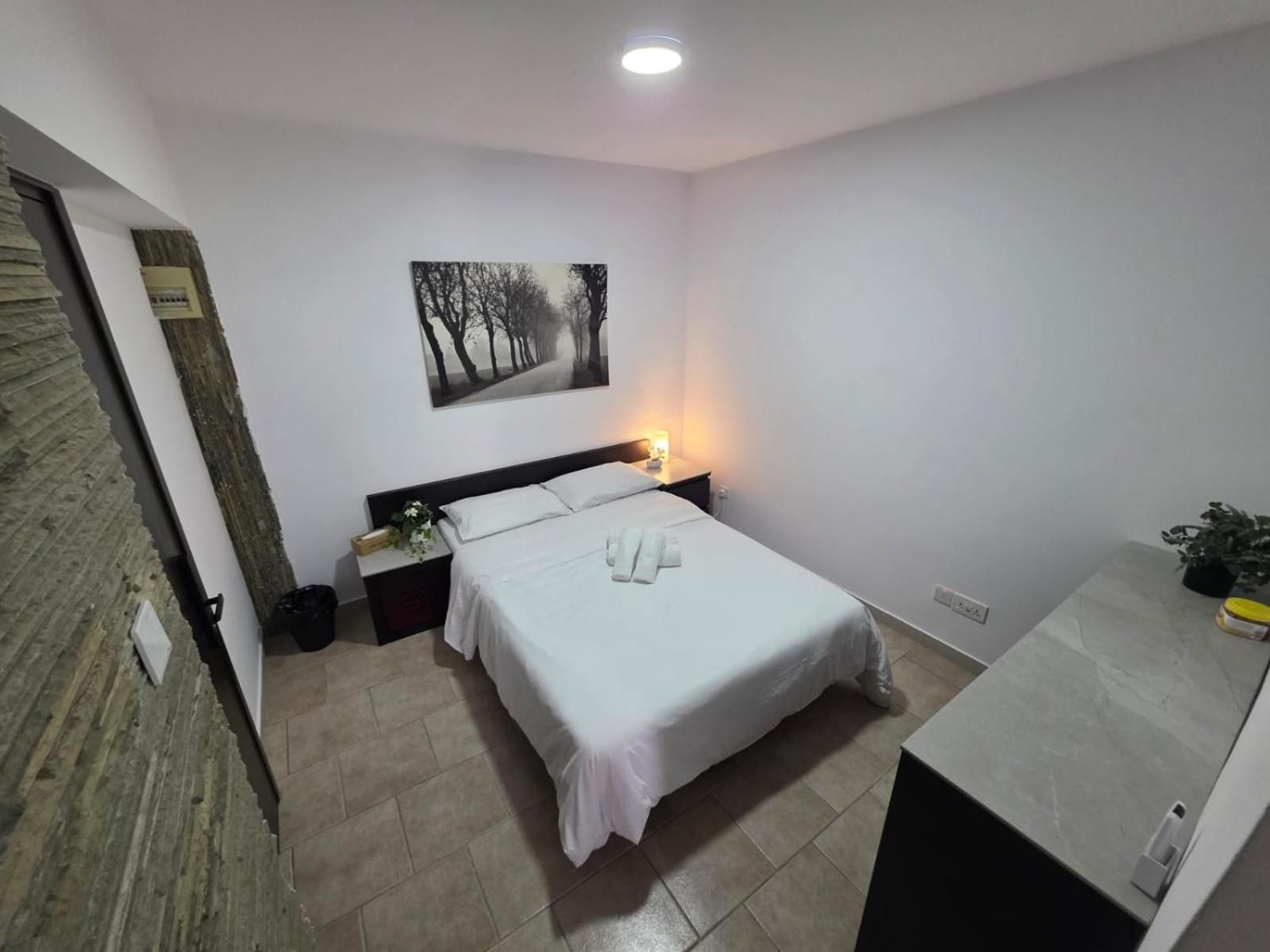 Queen Room with Balcony