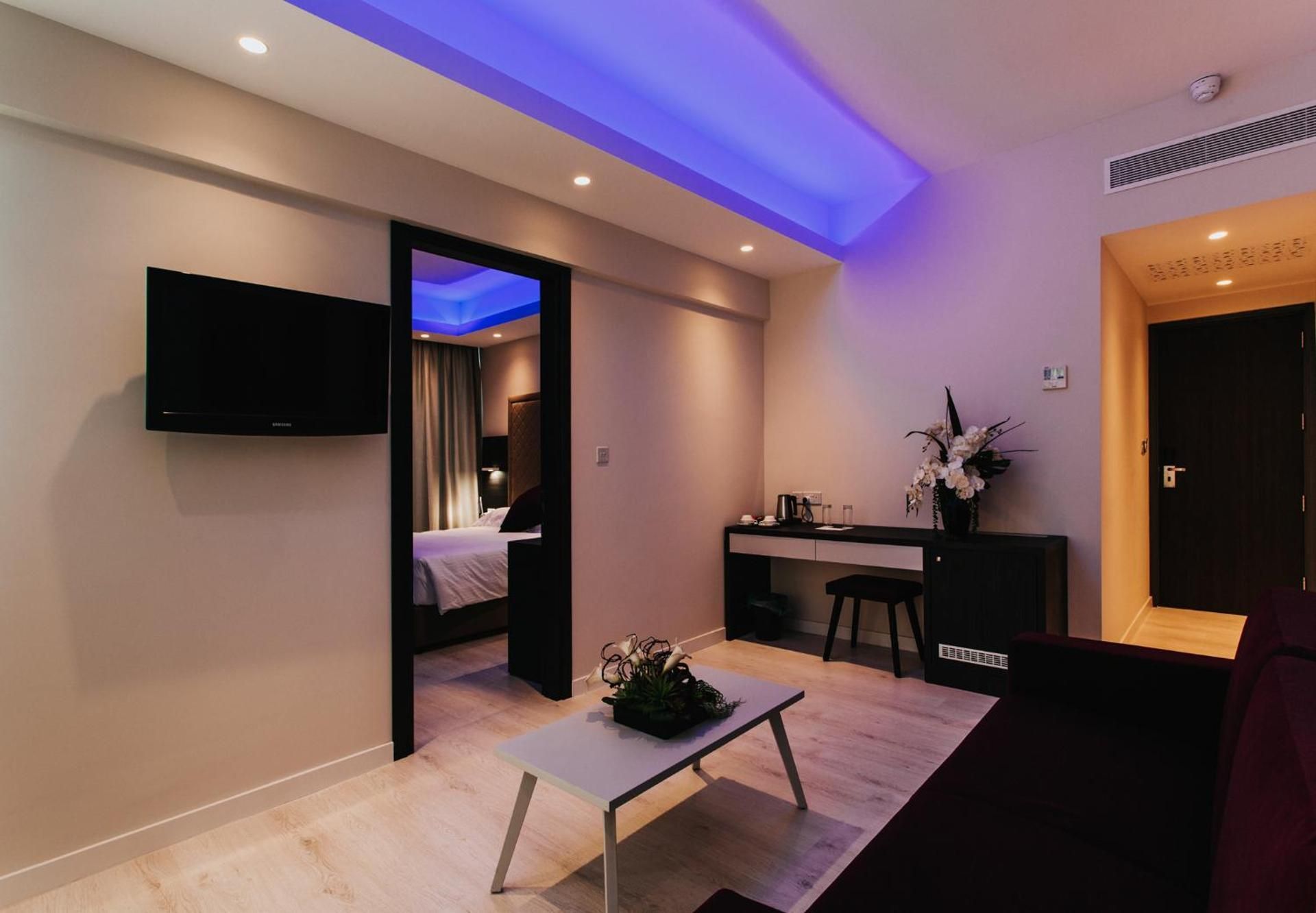Suite with Spa Bath