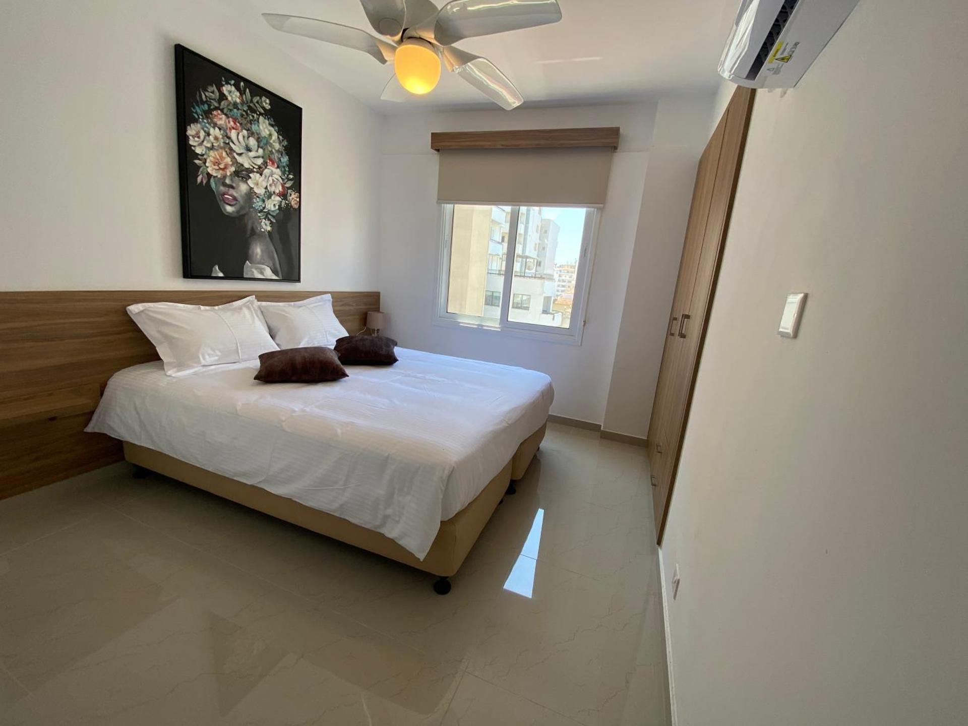 Larnaca Bay Suites Apartment