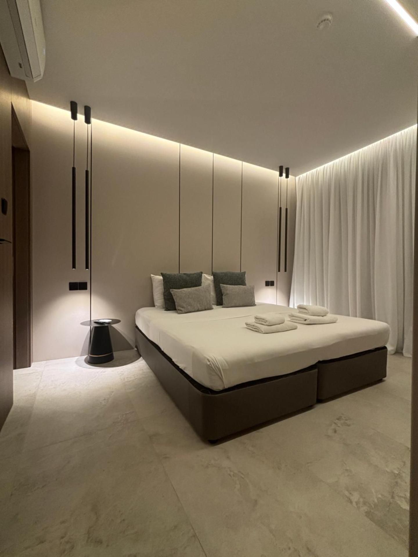 Superior Family Room