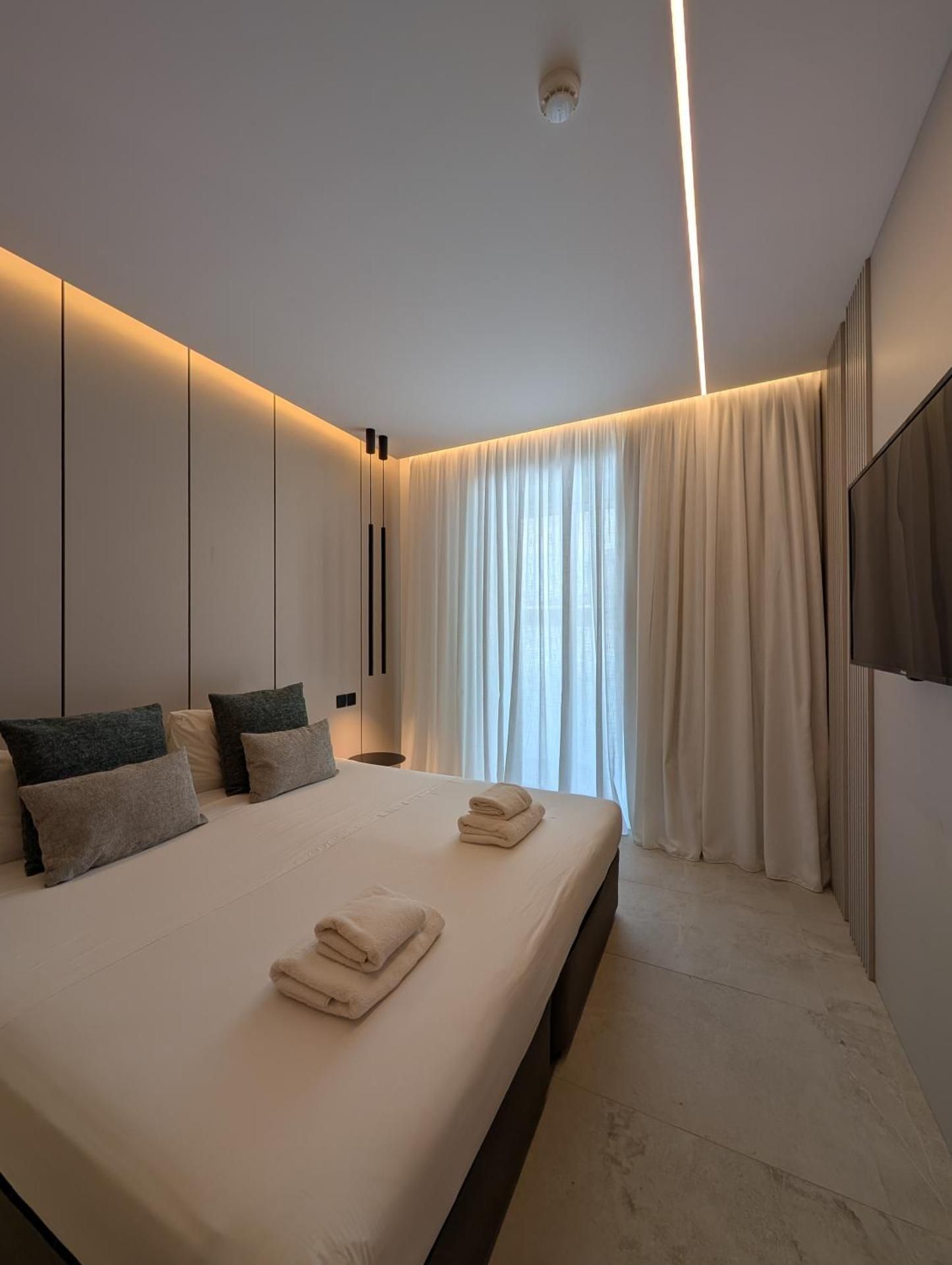 Superior Family Room