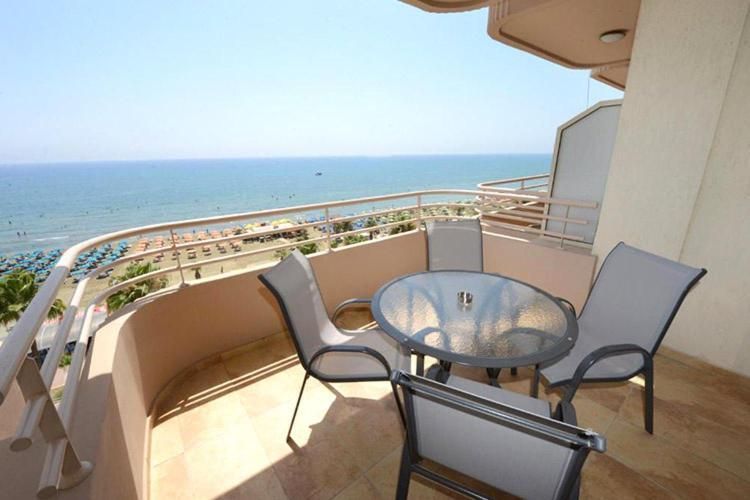 Two-Bedroom Apartment with Sea View