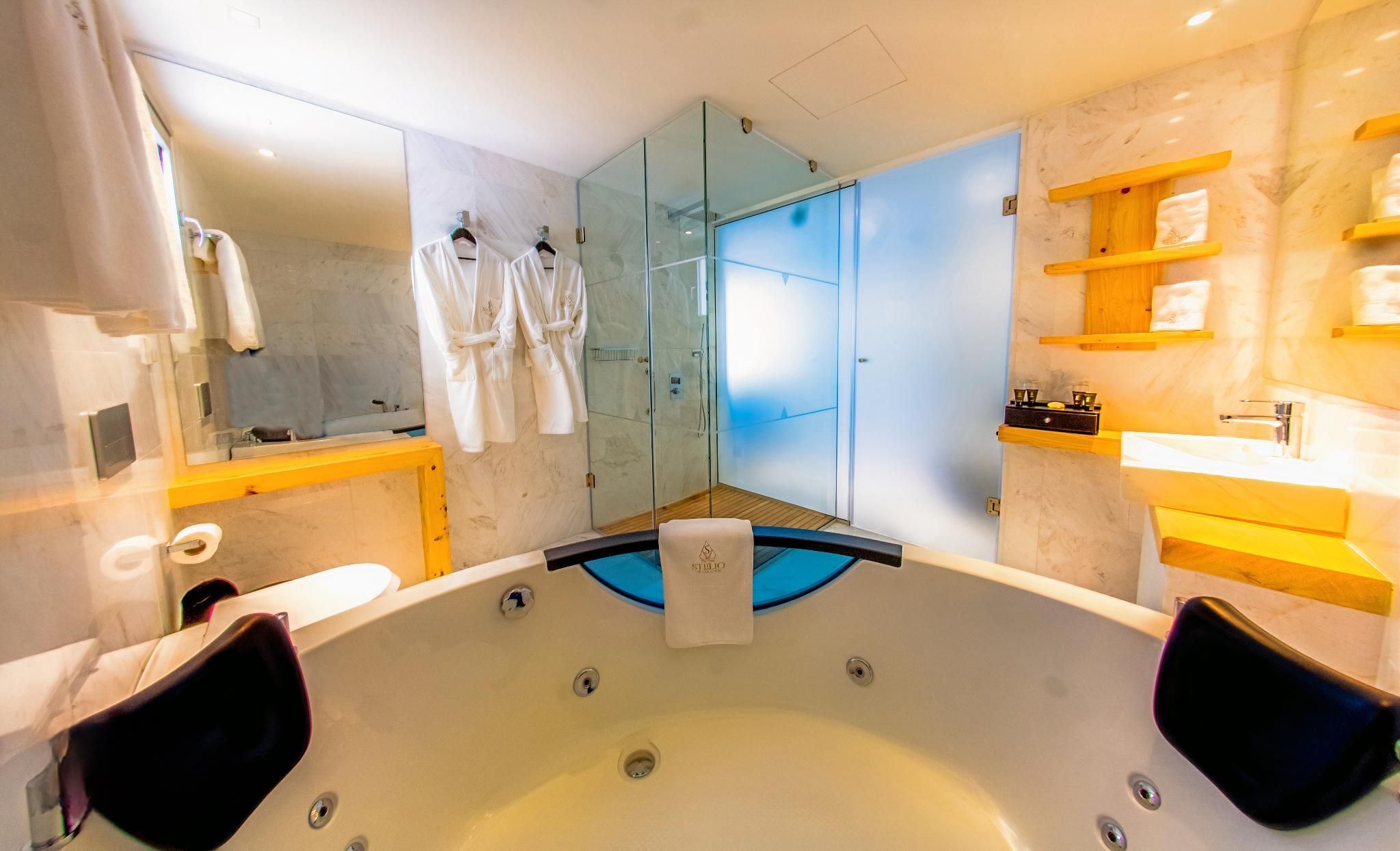 Junior Suite with Sea View