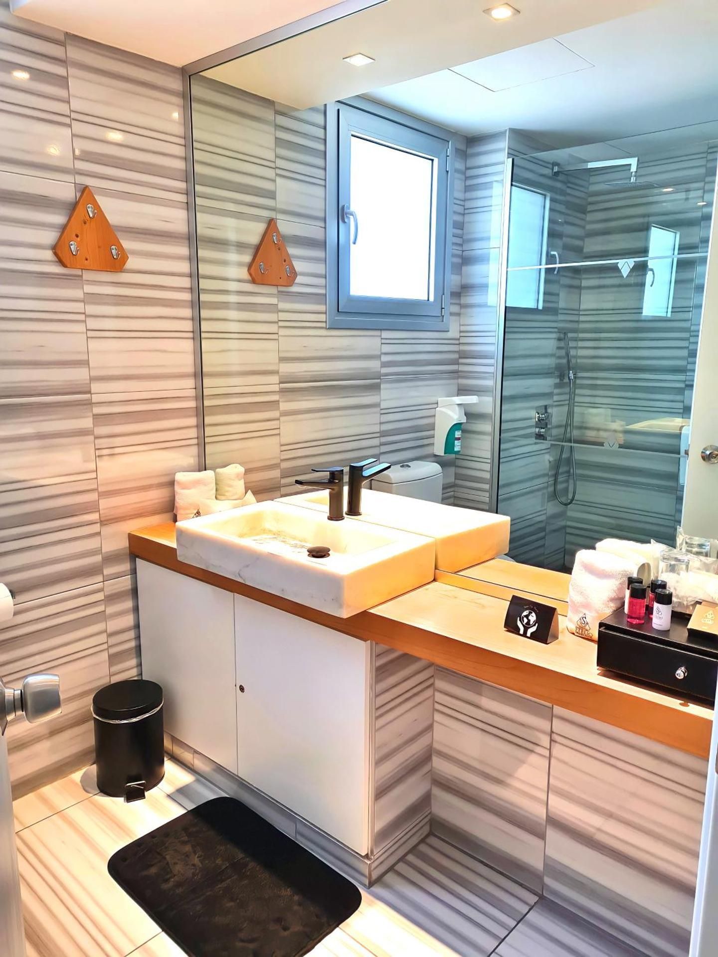 Standard Twin Room, Inland View - No Balcony