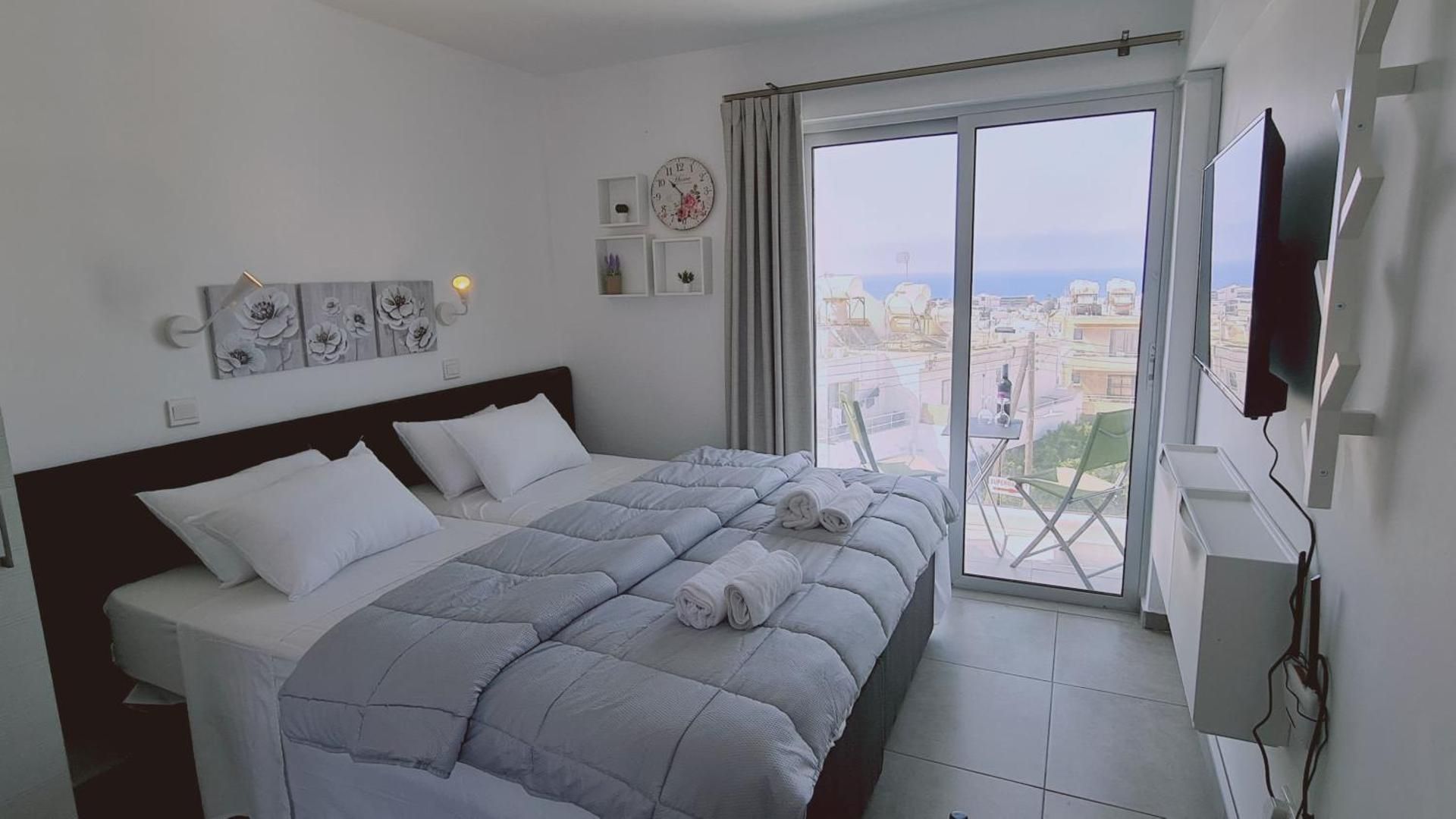 Studio with Sea View
