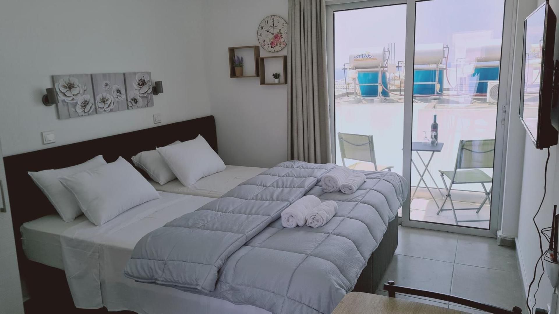 Studio with Balcony