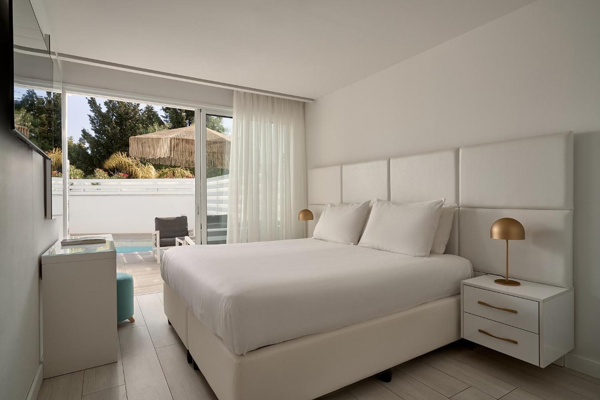 Deluxe Room with Private Pool
