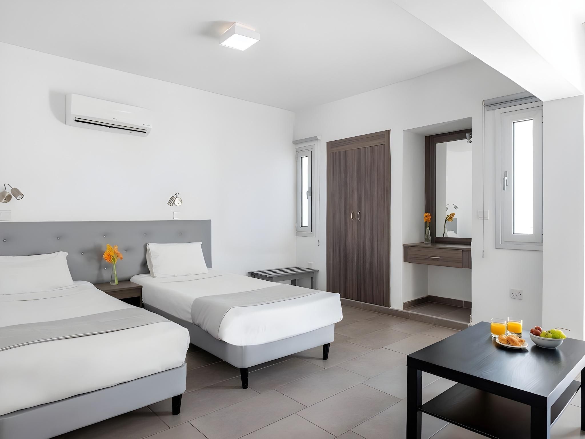 One Bedroom Apartment