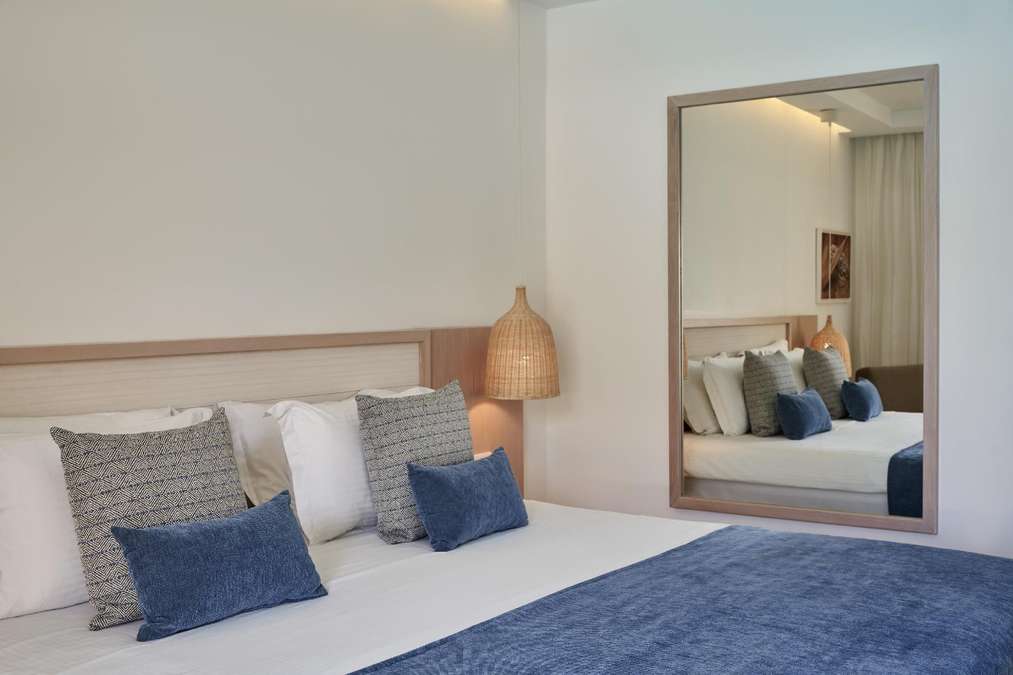 Swim Up Double Room