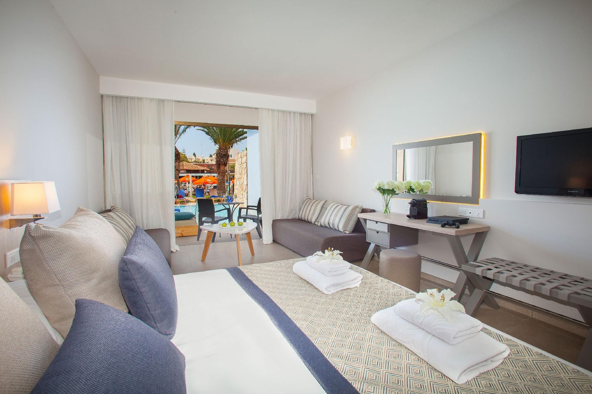 Premium Double Room with Direct Pool Access