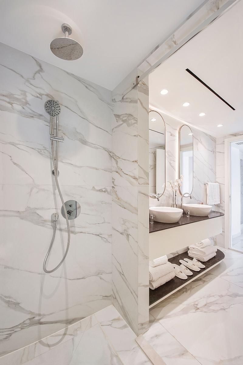 FAMILY ROOM Family Room standard