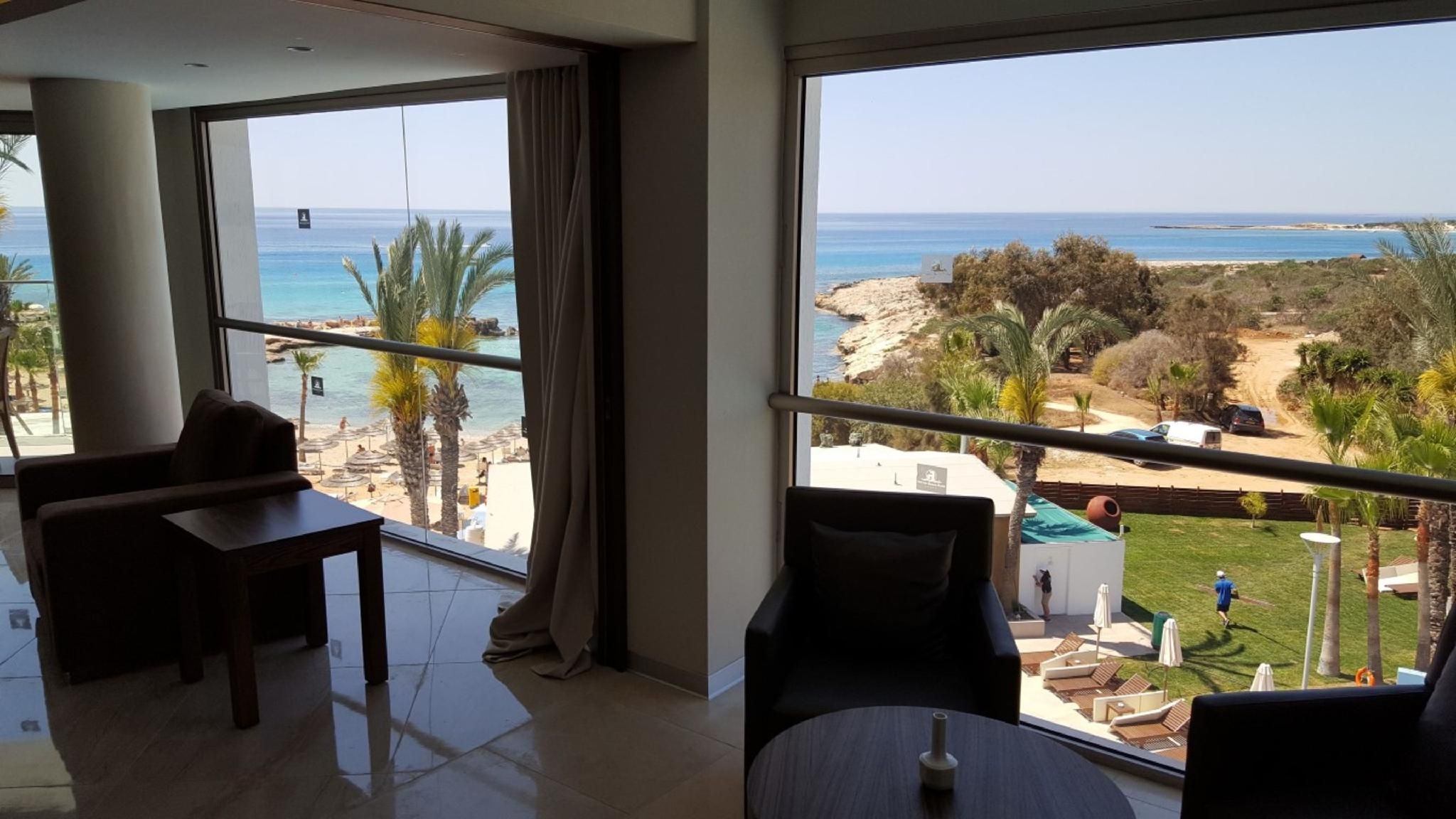 Deluxe Room - Above 16 Years Old Only