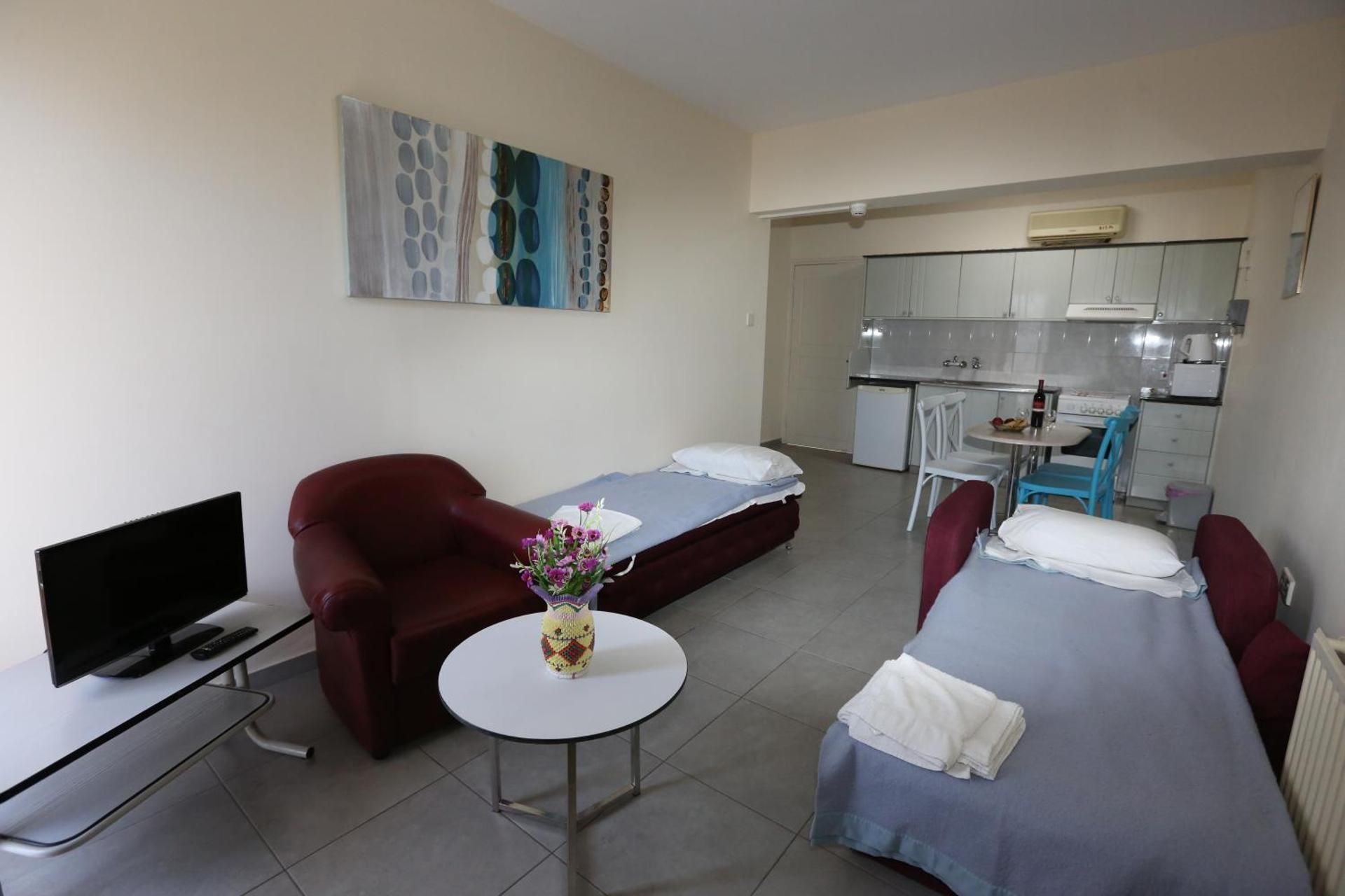 One-Bedroom Apartment (4 Adults)