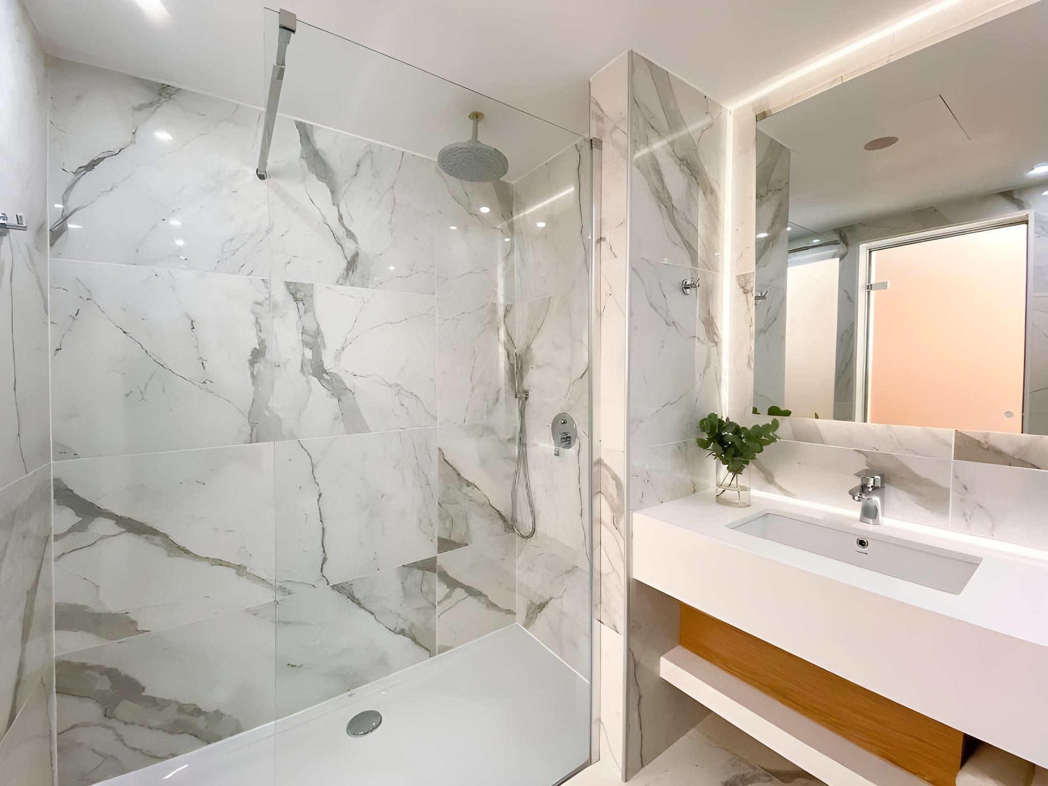 Ajax Hotel Superior Double or Twin Room 3