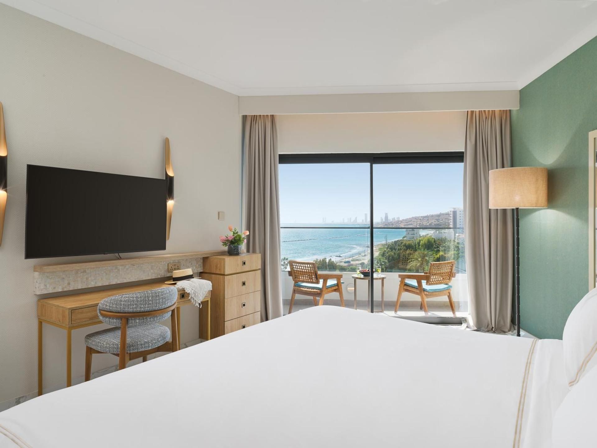 Deluxe Sea View Room