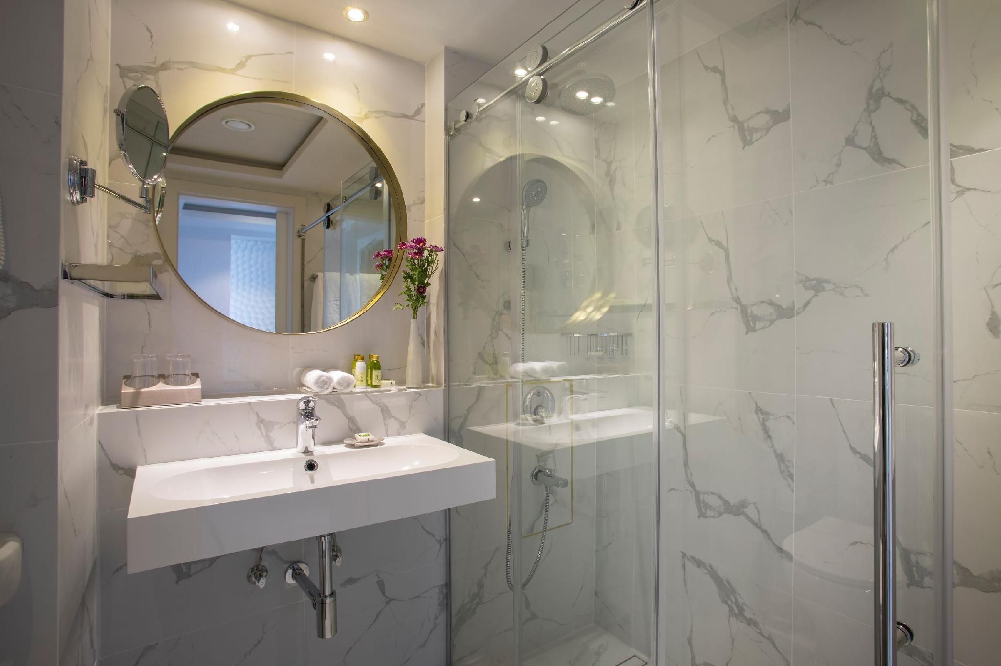 Executive Sea View Junior Suite