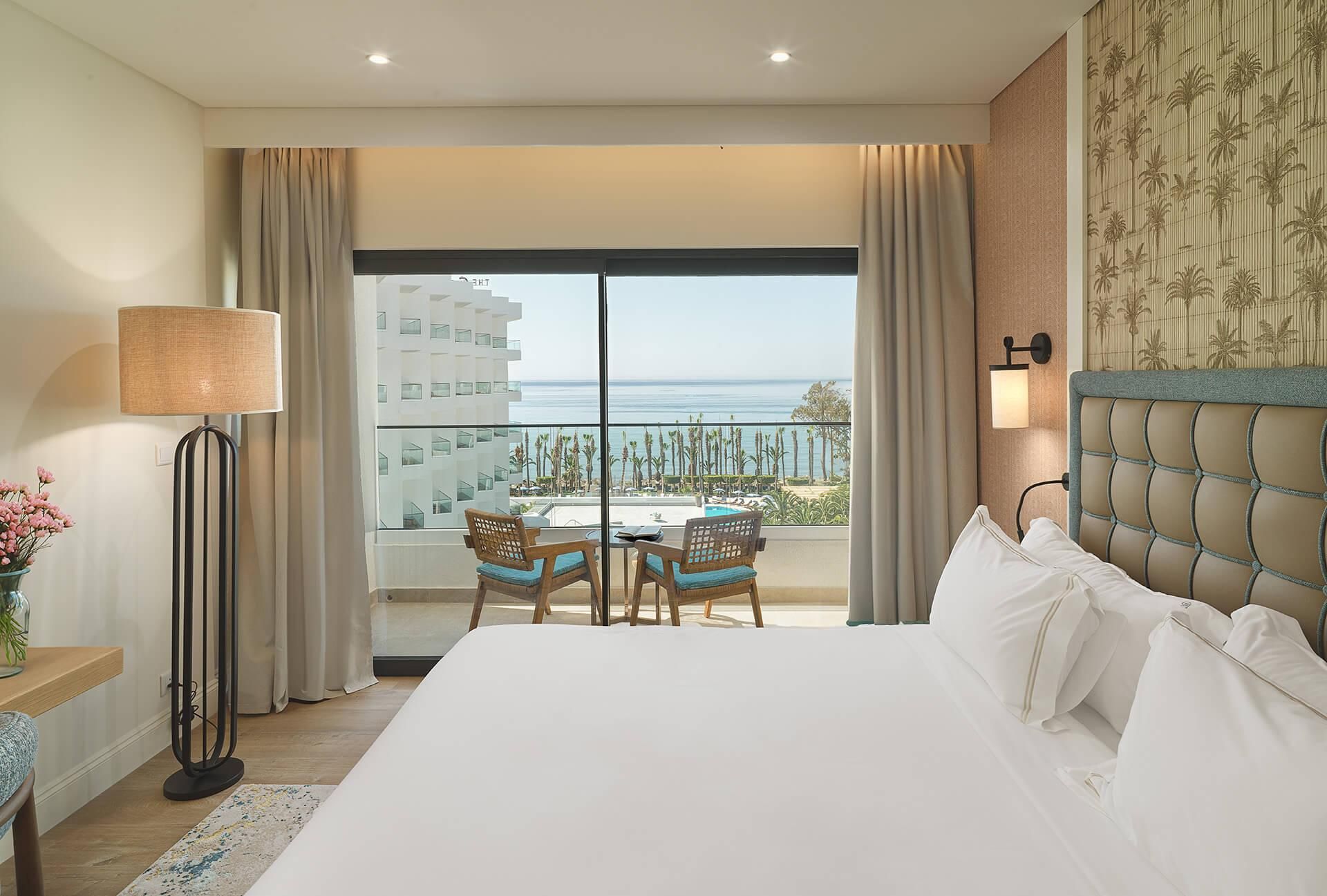 Deluxe Sea View Family Room